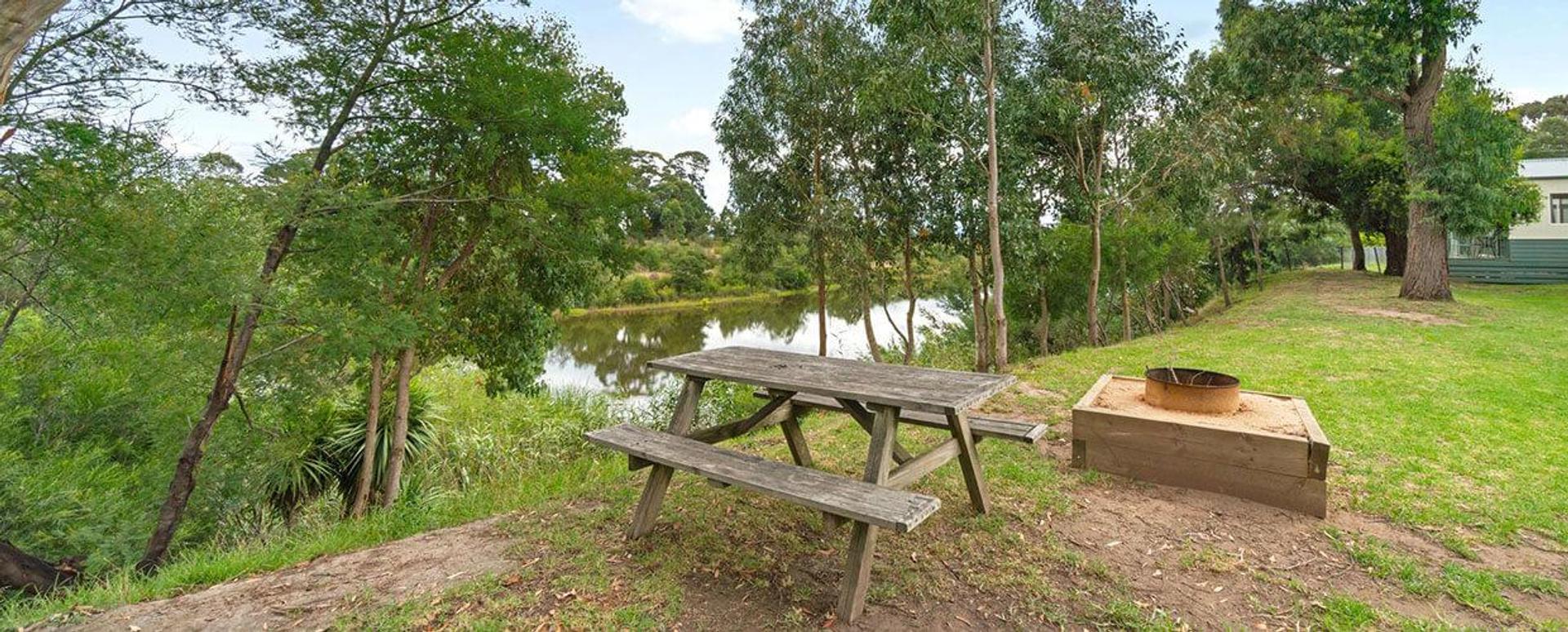 Stratford Caravan Park - 1