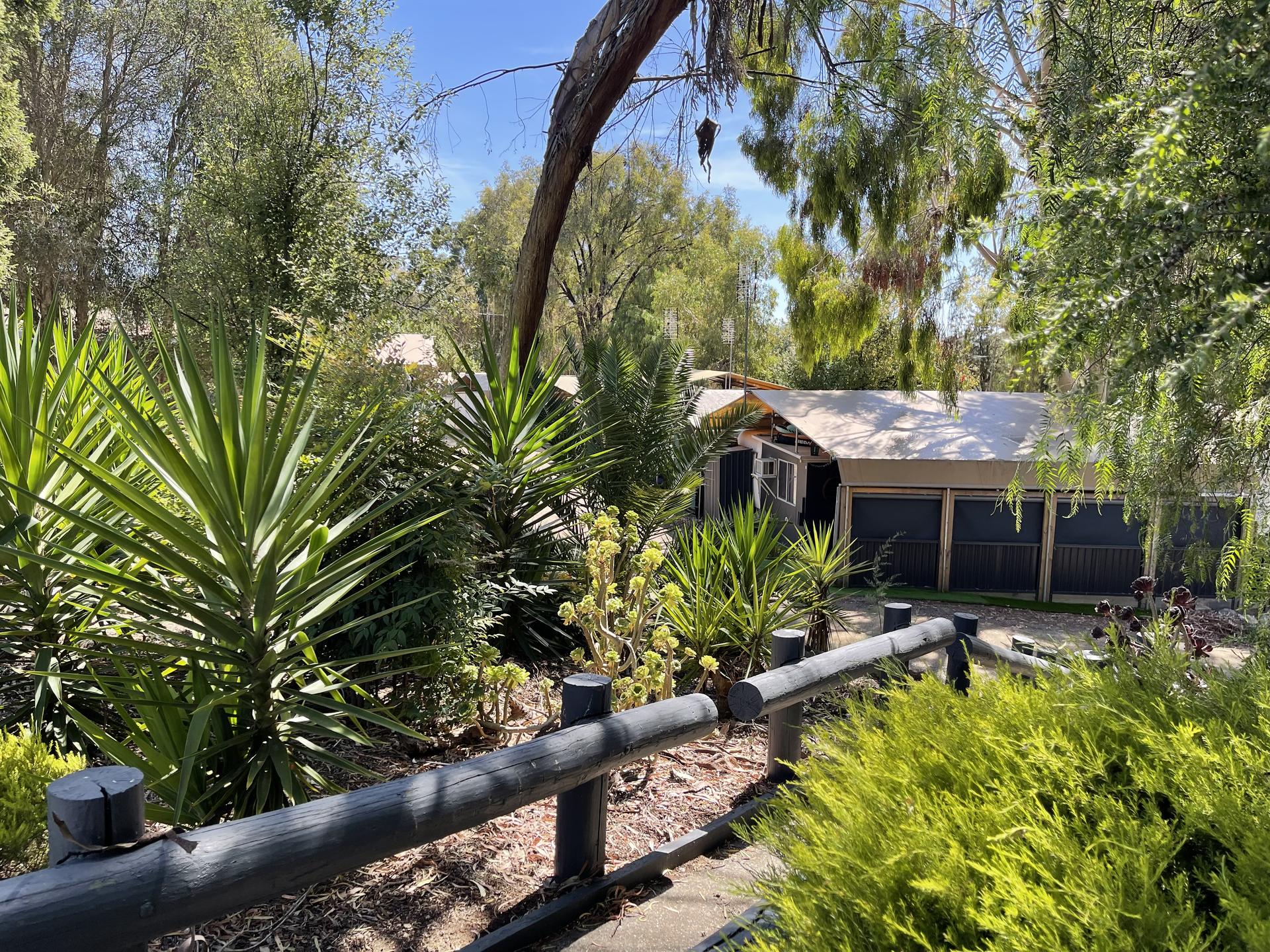 Metcalfe Pool Caravan Park - Image 2