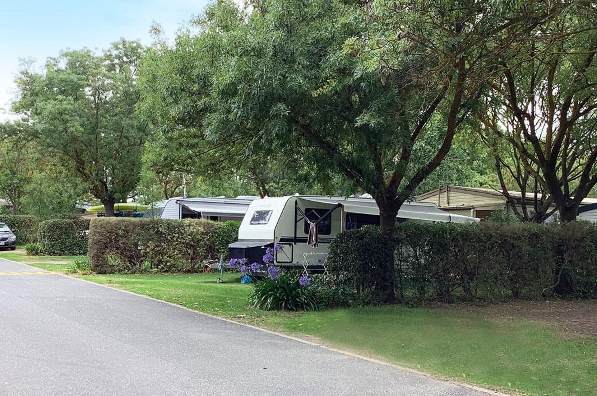 Mornington Gardens Holiday Village - 2