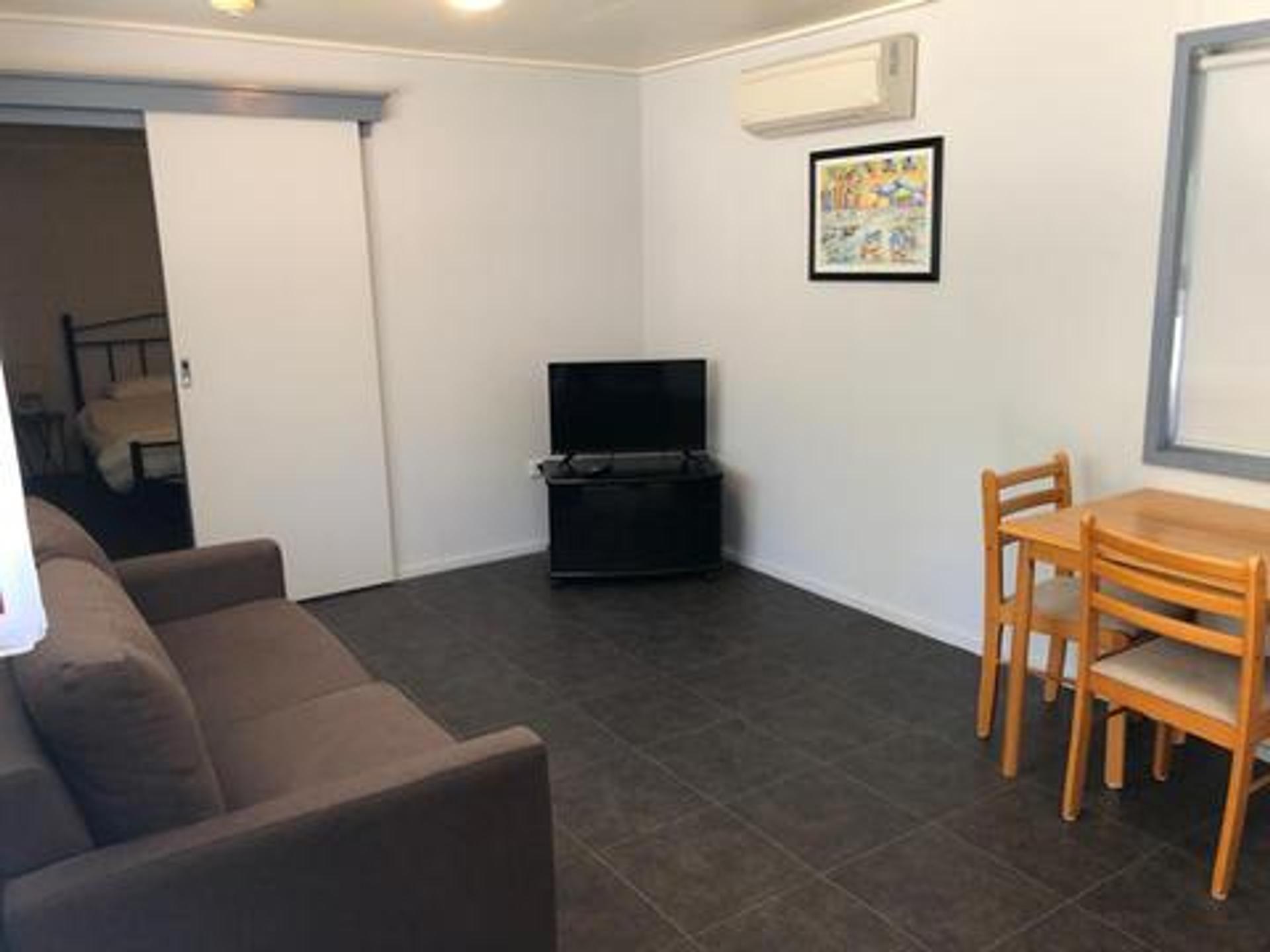 Ardern's Caravan Park - 1