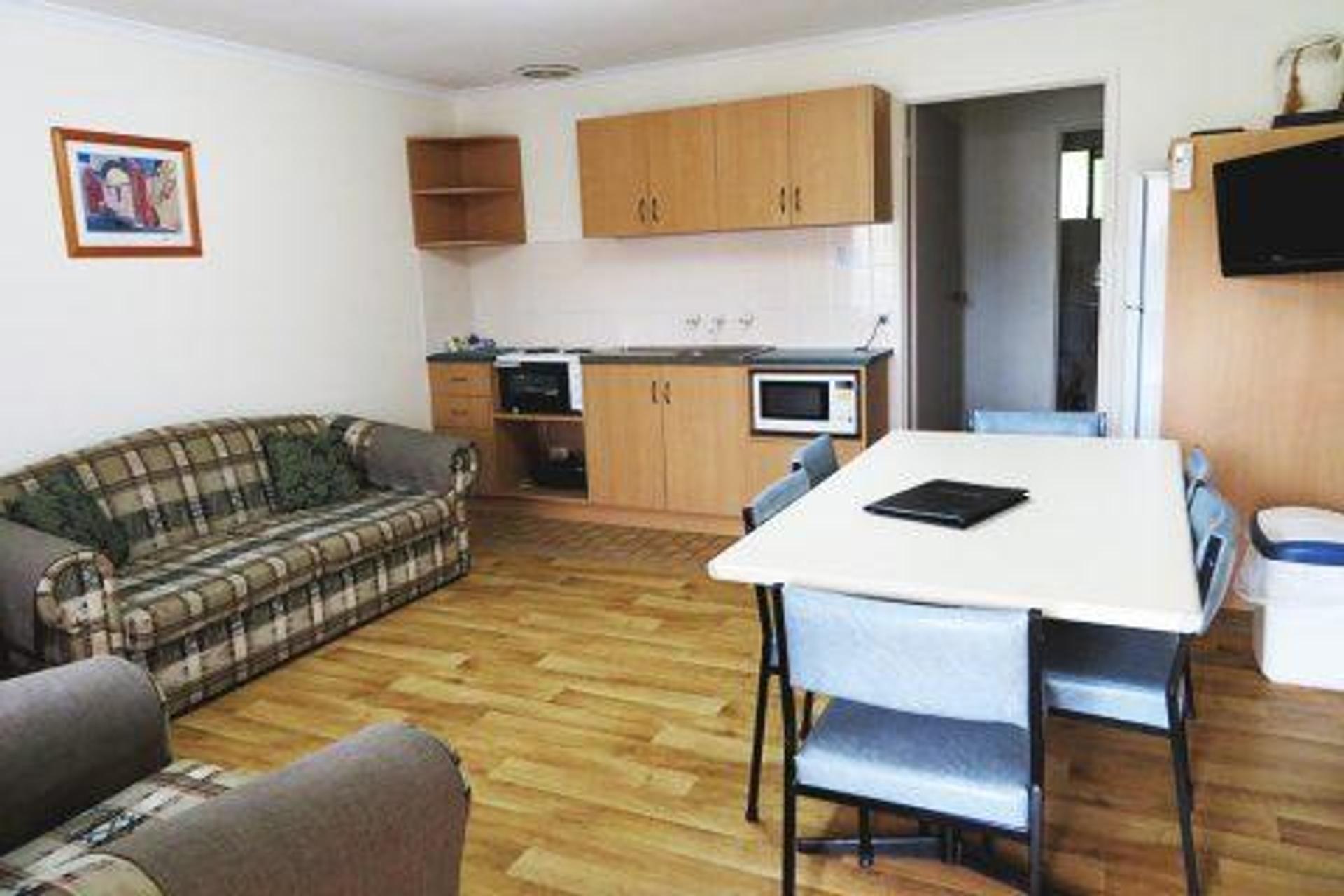 Warrnambool Holiday Park and Motel - 5