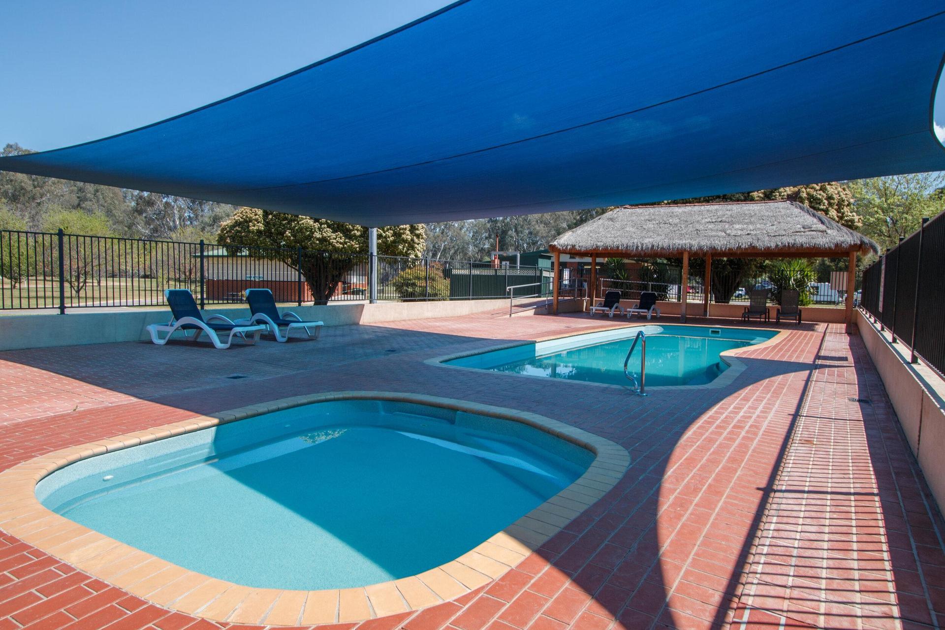 Painters Island Caravan Park, Wangaratta, Victoria - 3