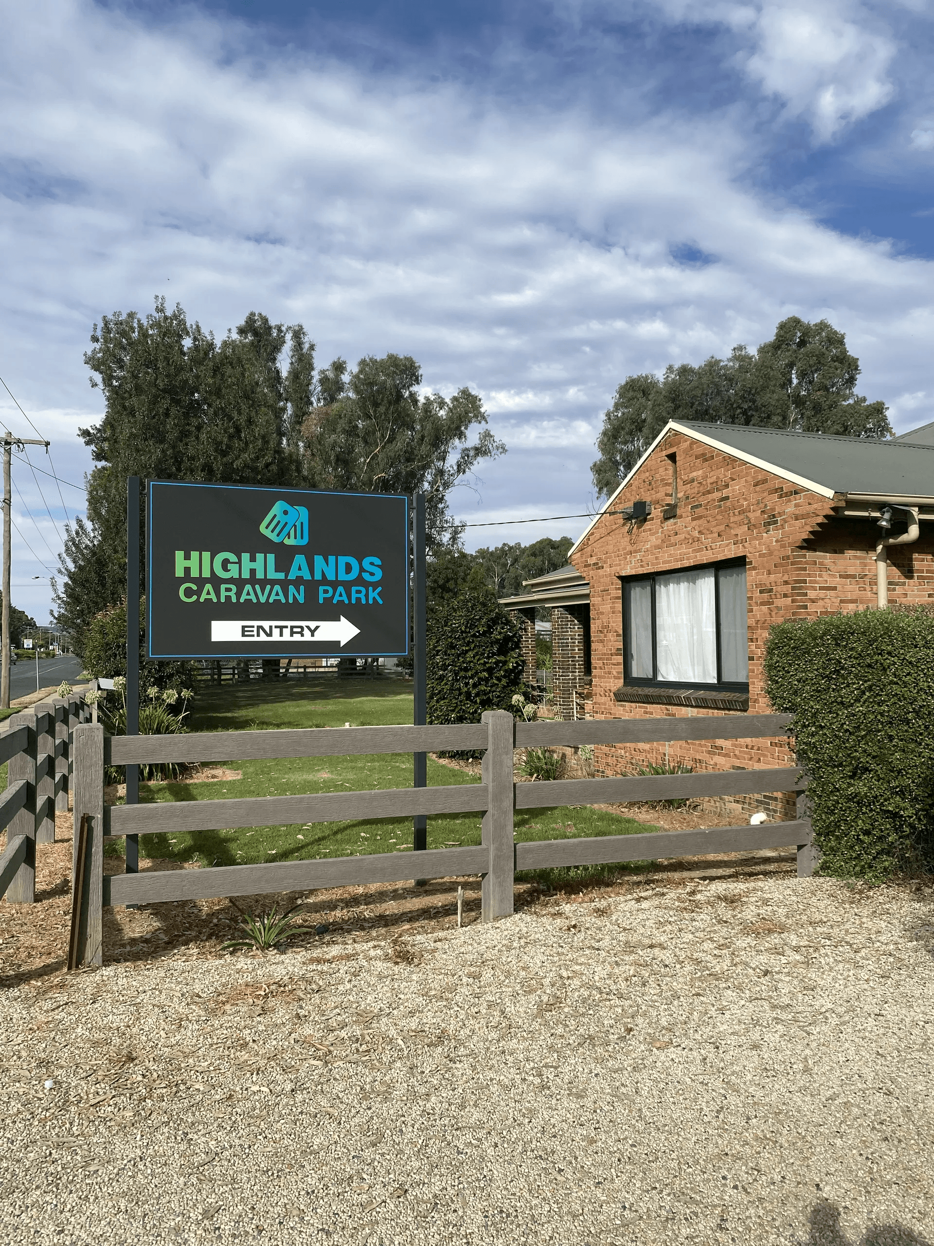 Highlands Caravan Park - 1