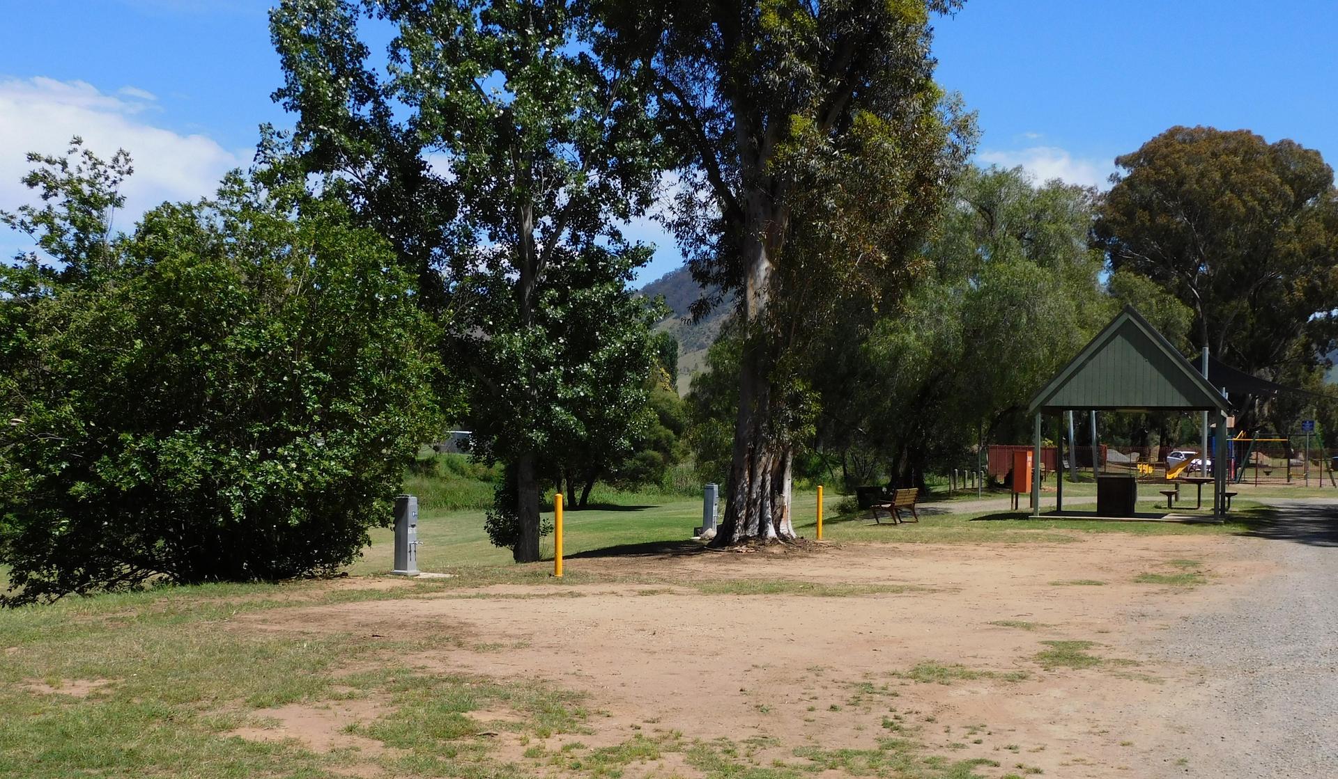 Swifts Creek Caravan Park - 2