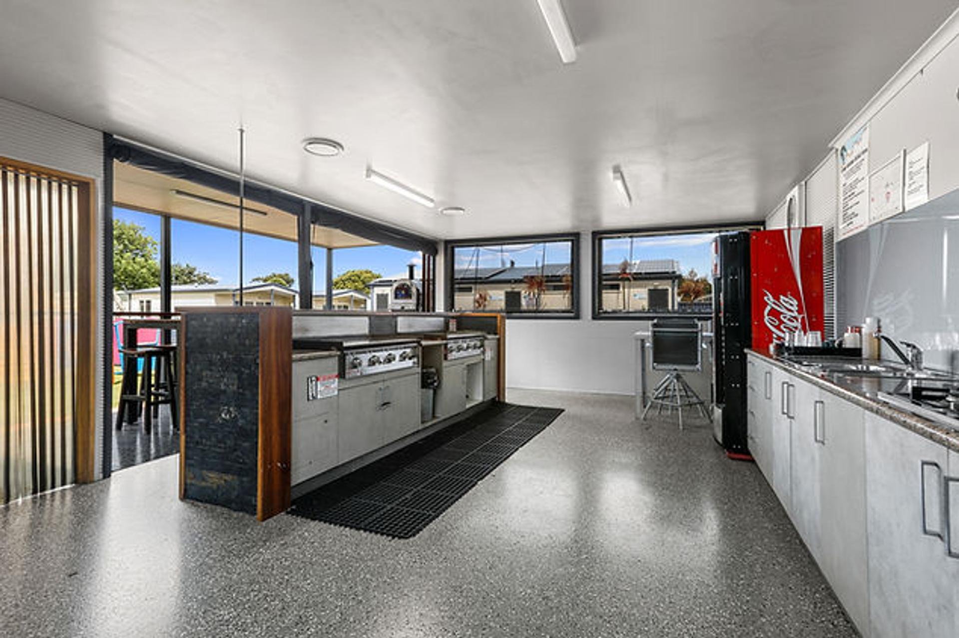 Apollo Bay Holiday Park - 4