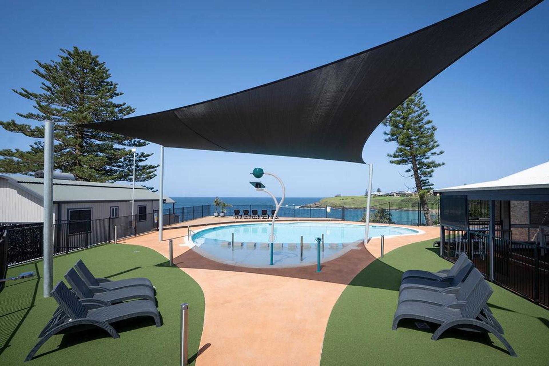 Surf Beach Holiday Park - 1
