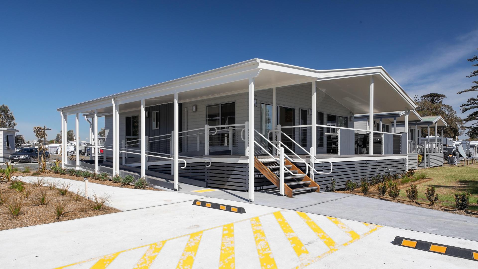 Belmont Lakeside Holiday Park - 4