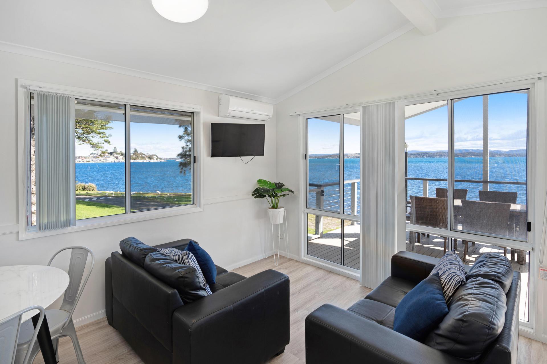 Belmont Lakeside Holiday Park - 3