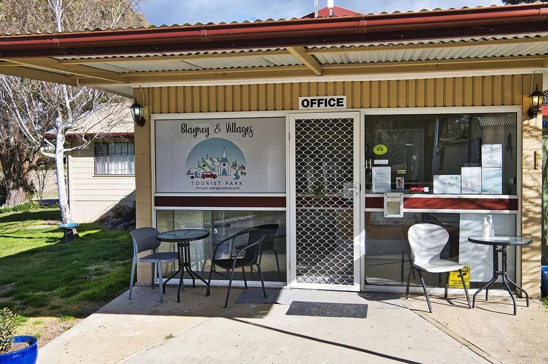 Blayney Tourist Park - 3