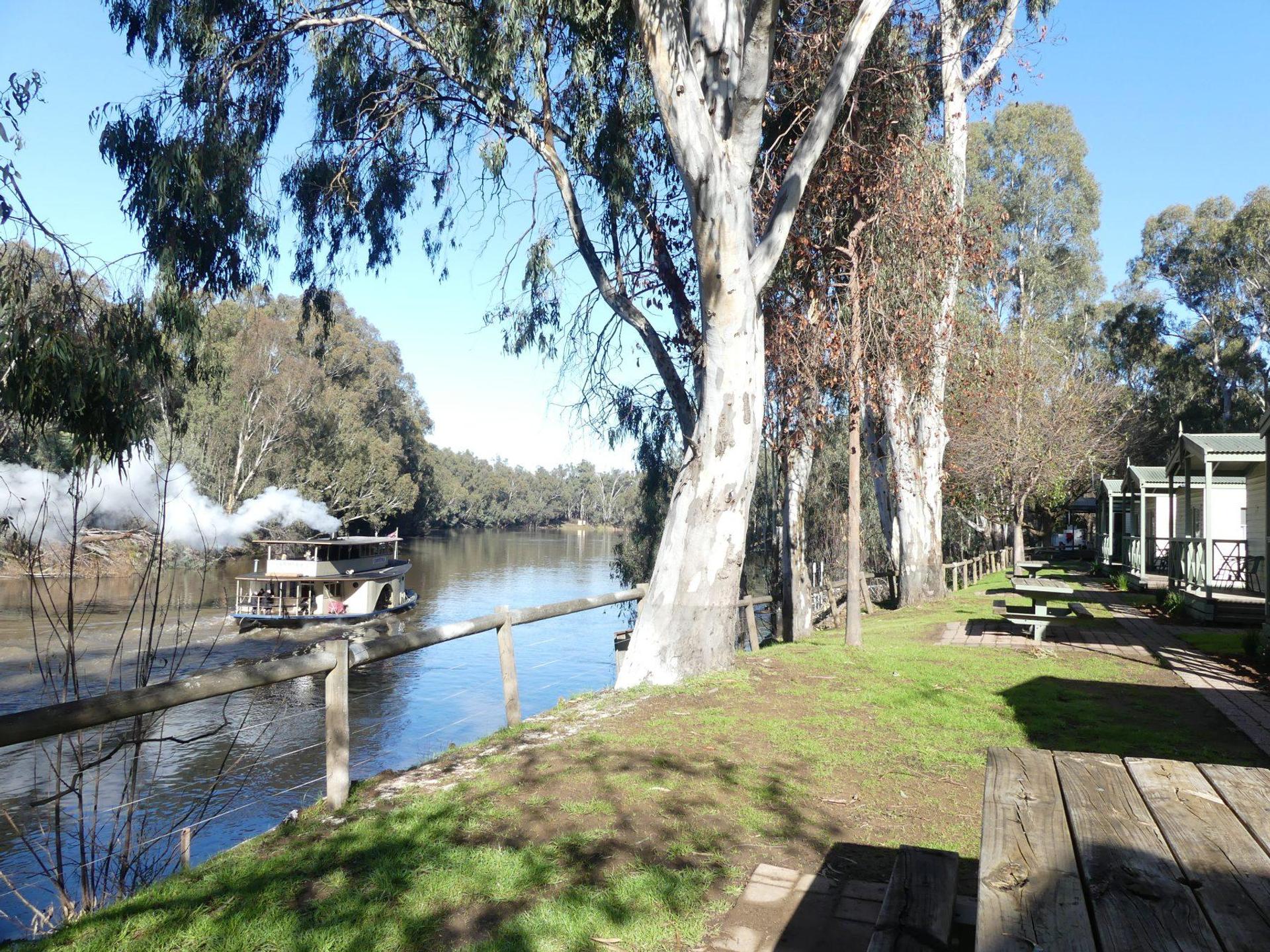 Moama Riverside Holiday Park - 4