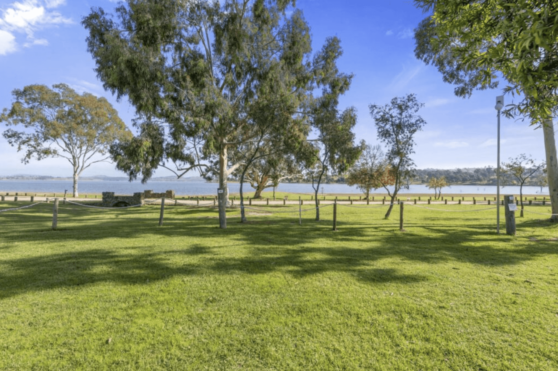 Lake Hume Holiday Park - 1