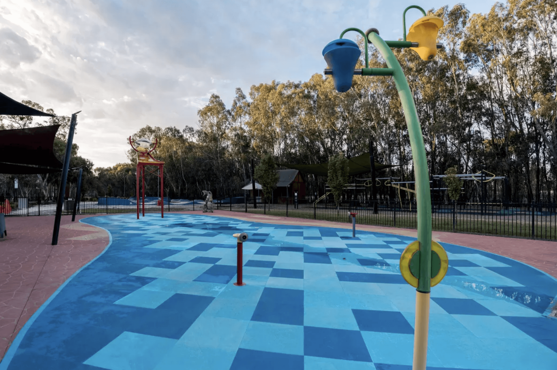 Tasman Holiday Parks - Moama on the Murray - 3