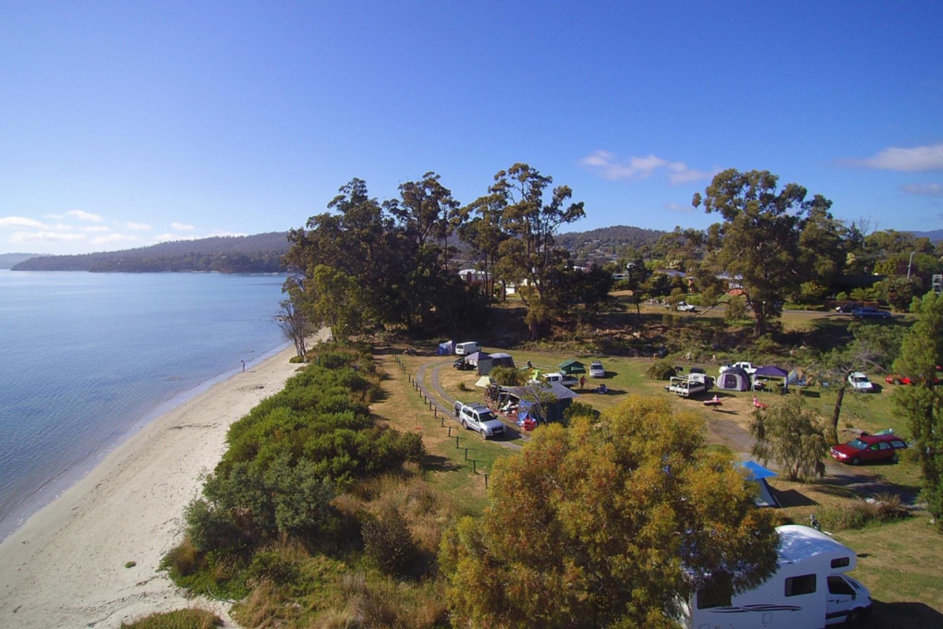 Snug Beach Cabin & Caravan Park - 1