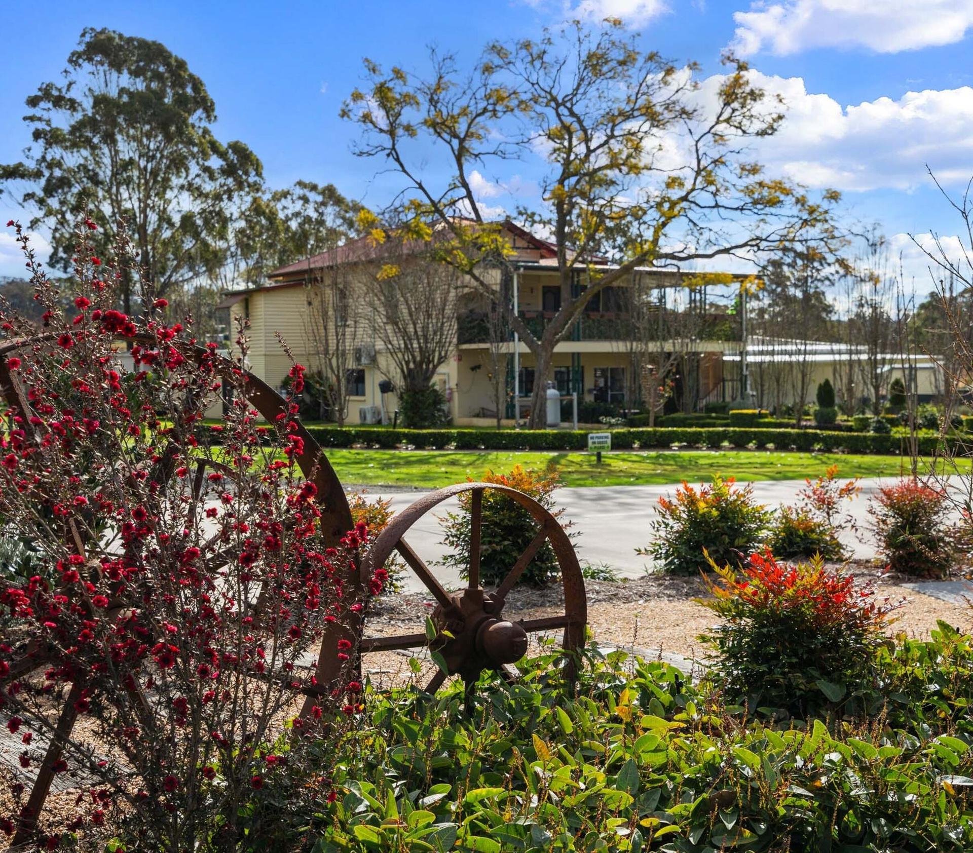 Crows Nest Tourist Park - 1