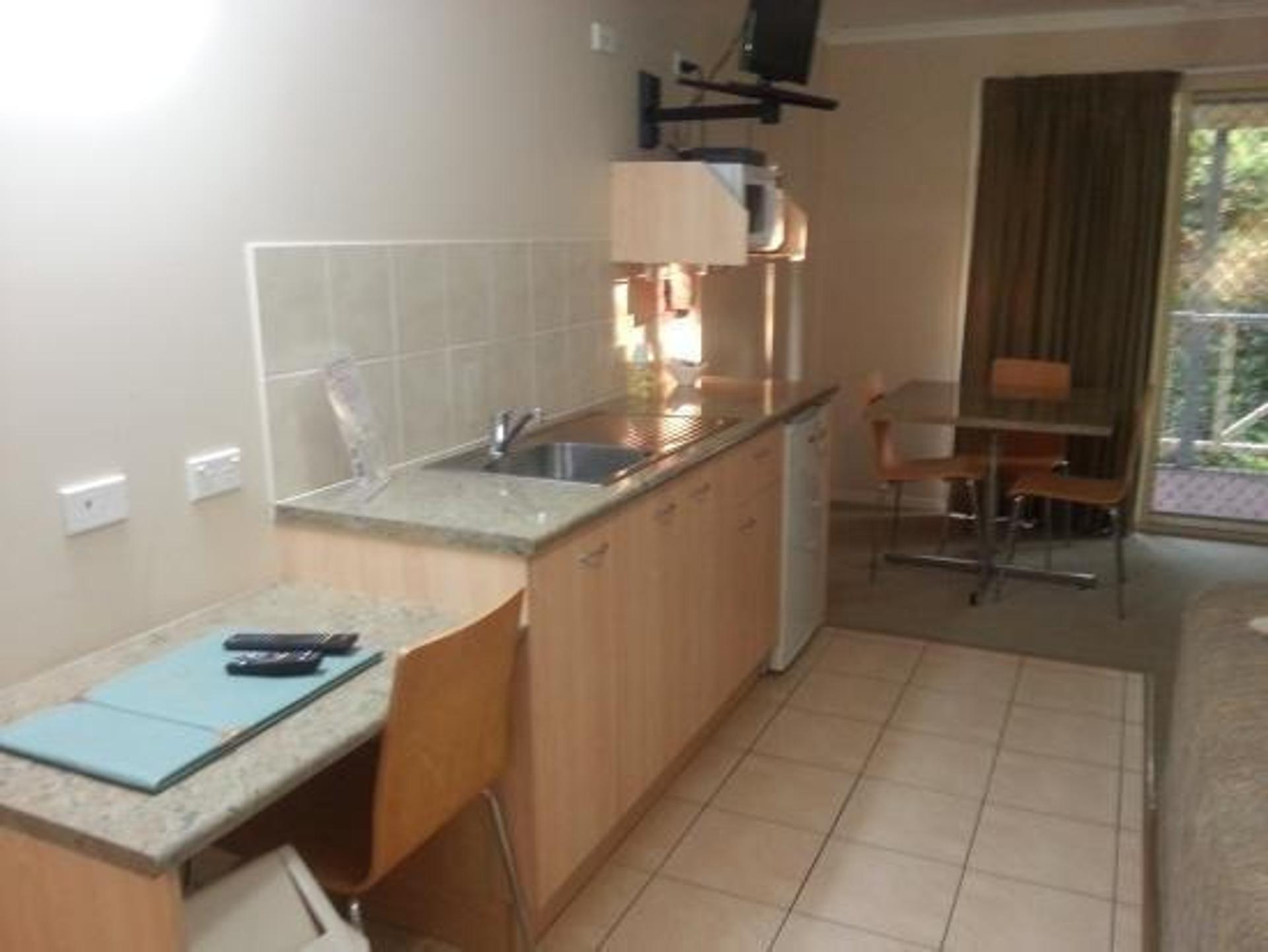 Tambo Mill Motel & Caravan Park - 1