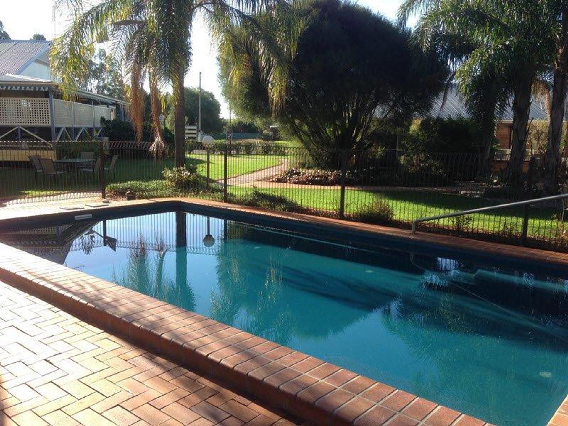 Tambo Mill Motel & Caravan Park - 3