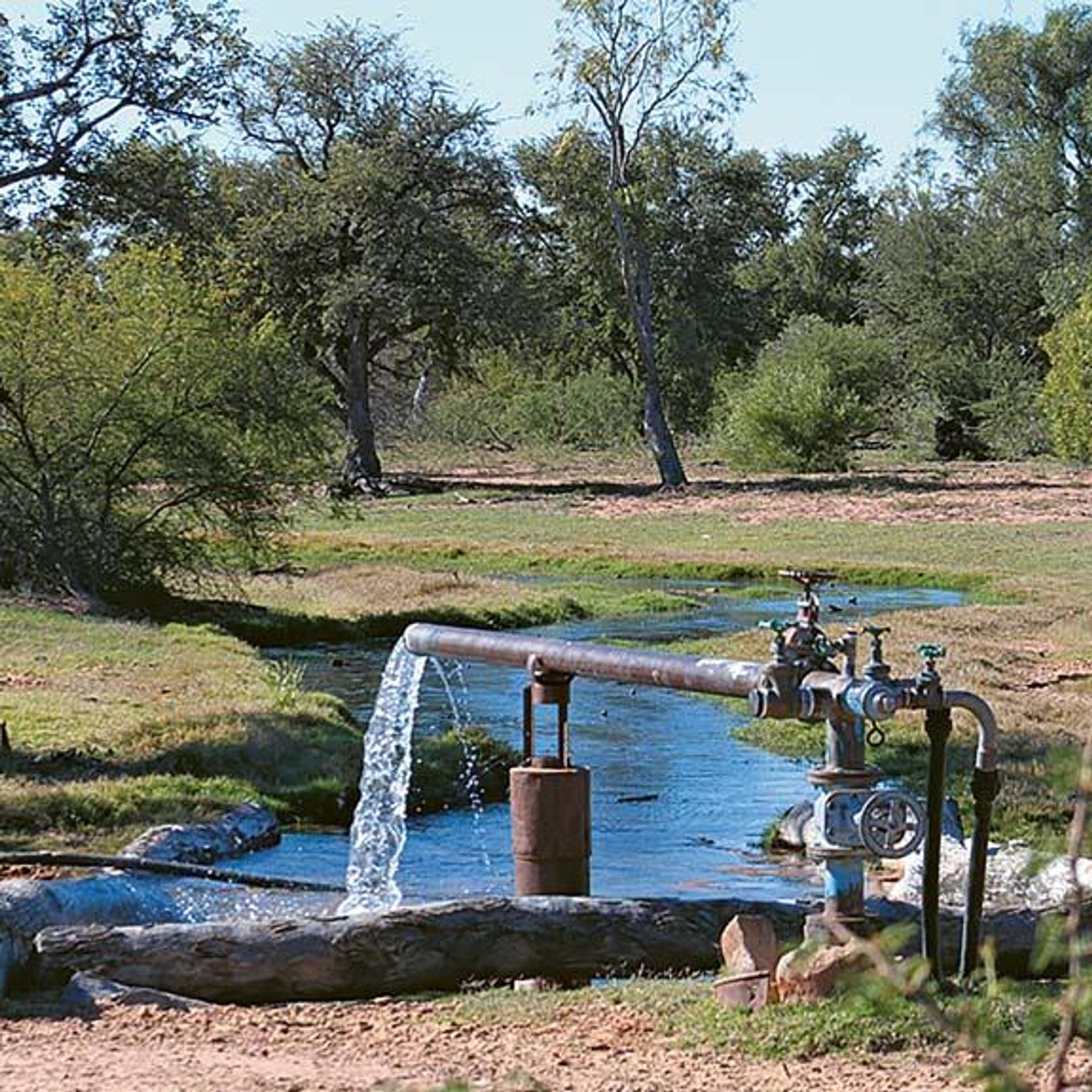 Julia Creek Caravan Park - 2