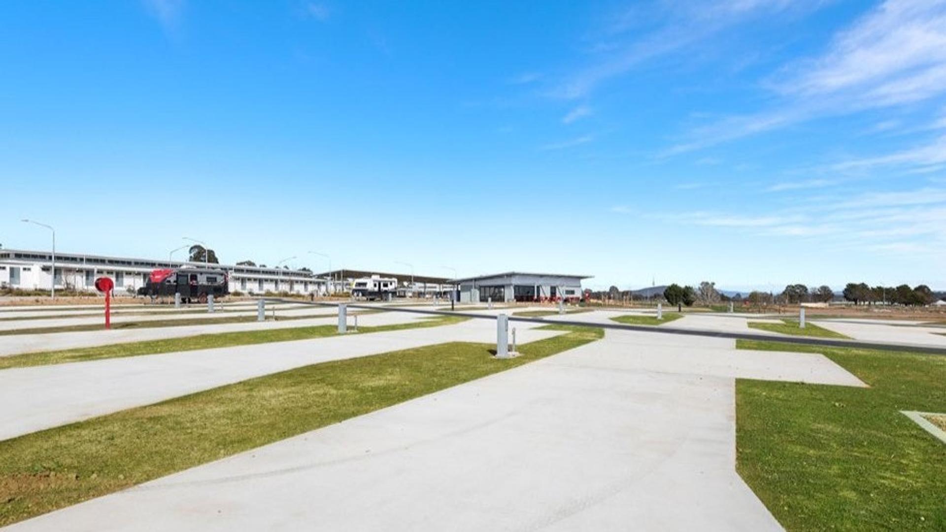 Canberra Park - 2