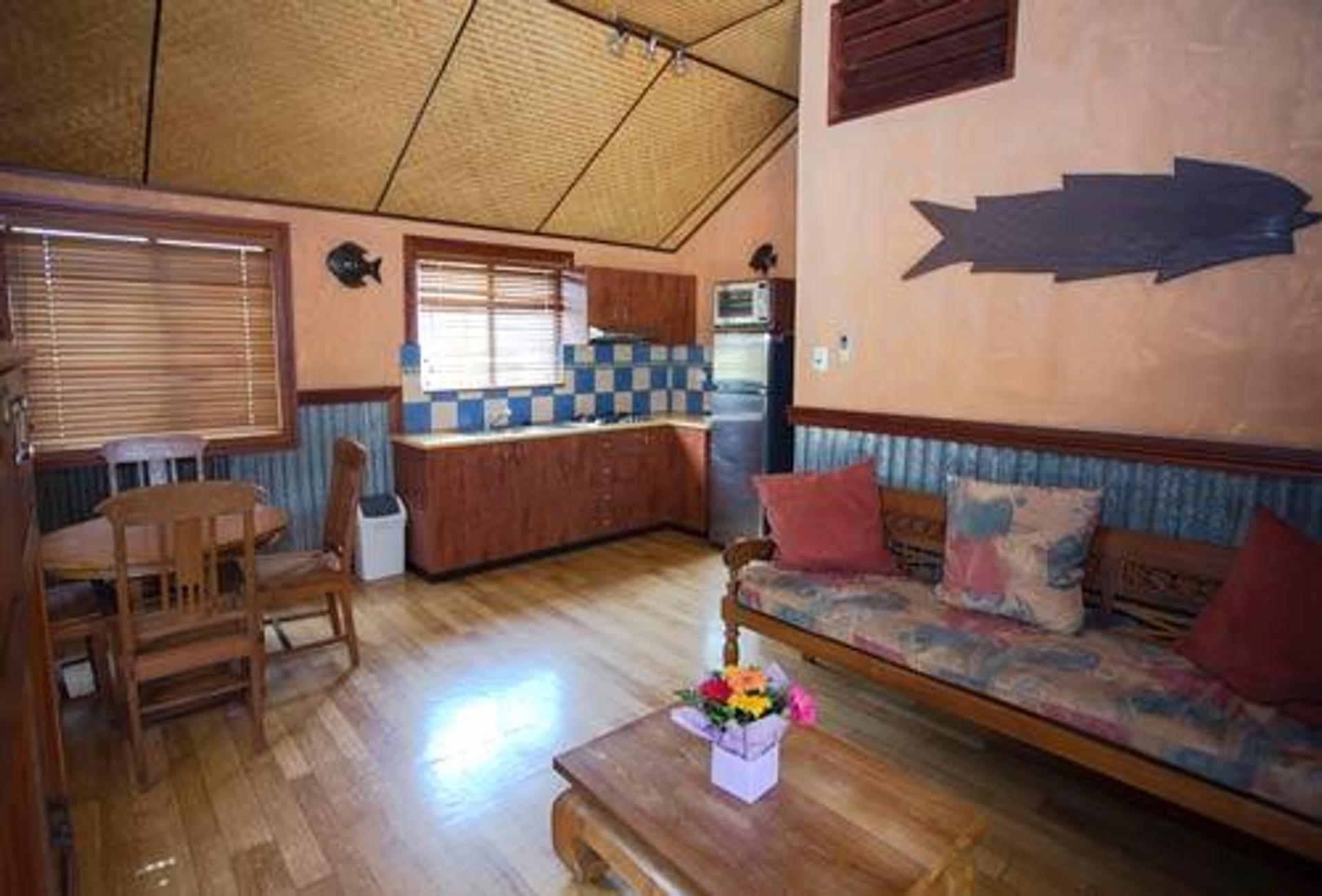 Ivanhoe Village Caravan Resort - 4