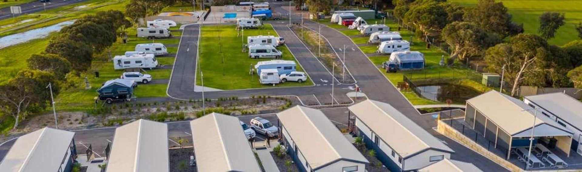 Riverside Cabins, Caravans & Camping - 1