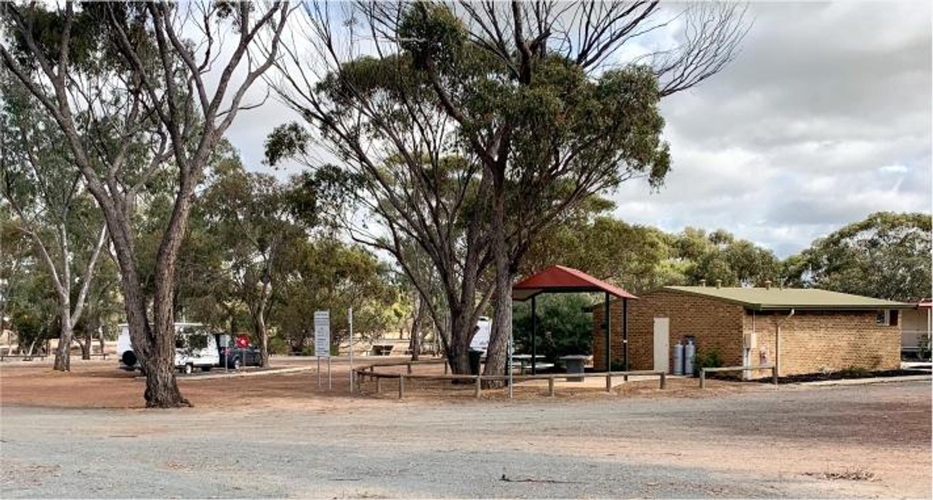 Wickepin Caravan Park - 1
