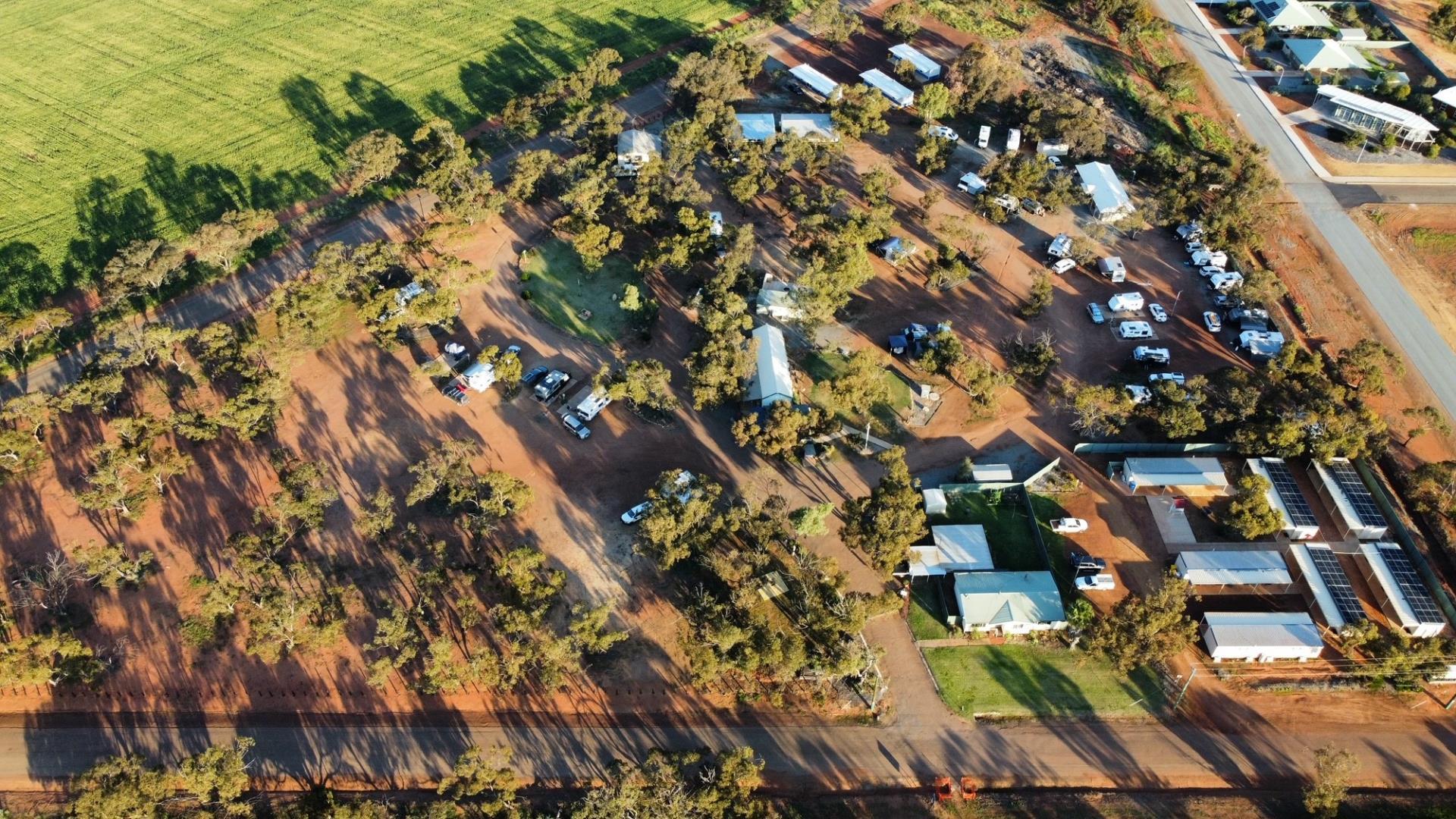 Perenjori Caravan Park - 1