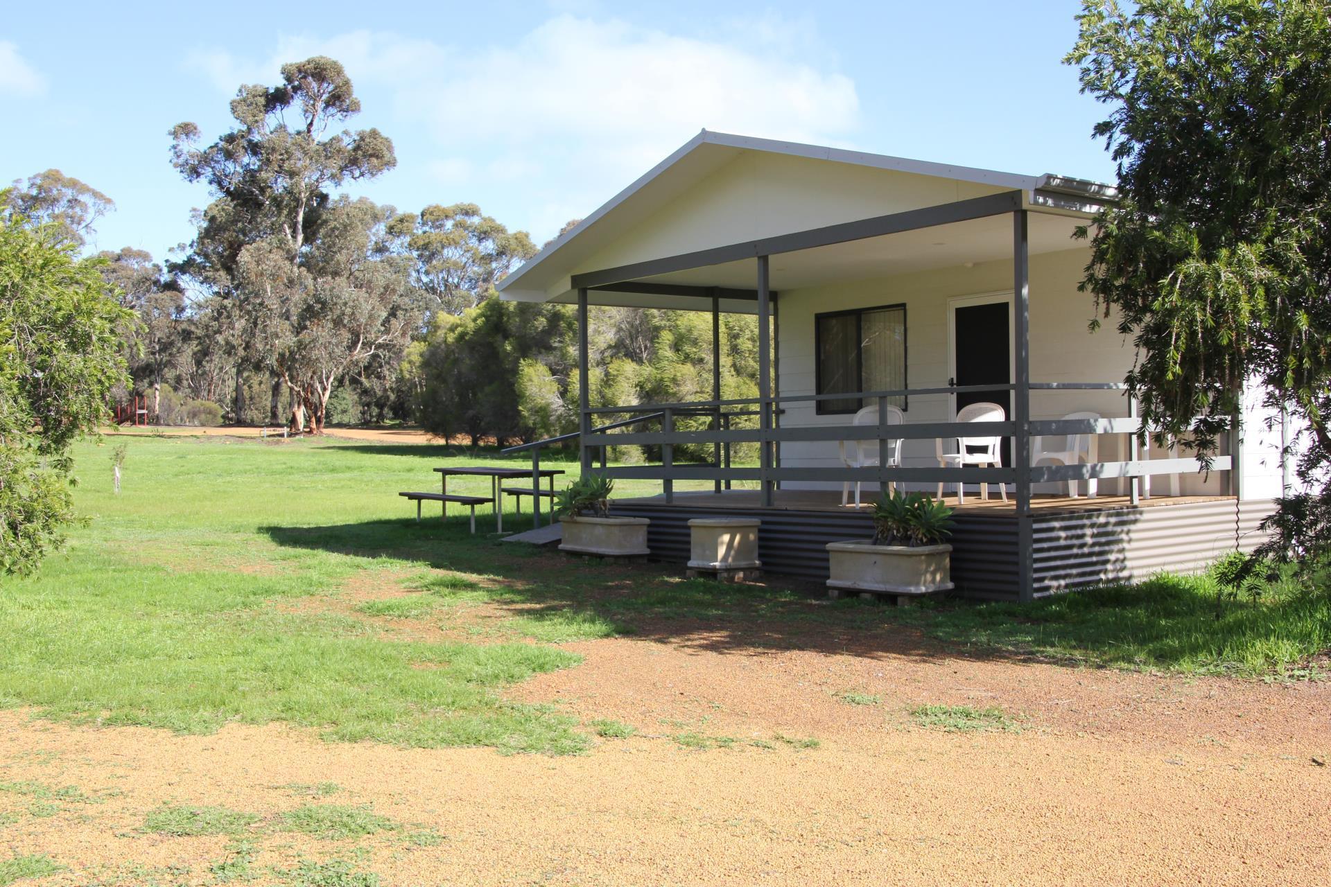 Darkan Caravan Park - 5