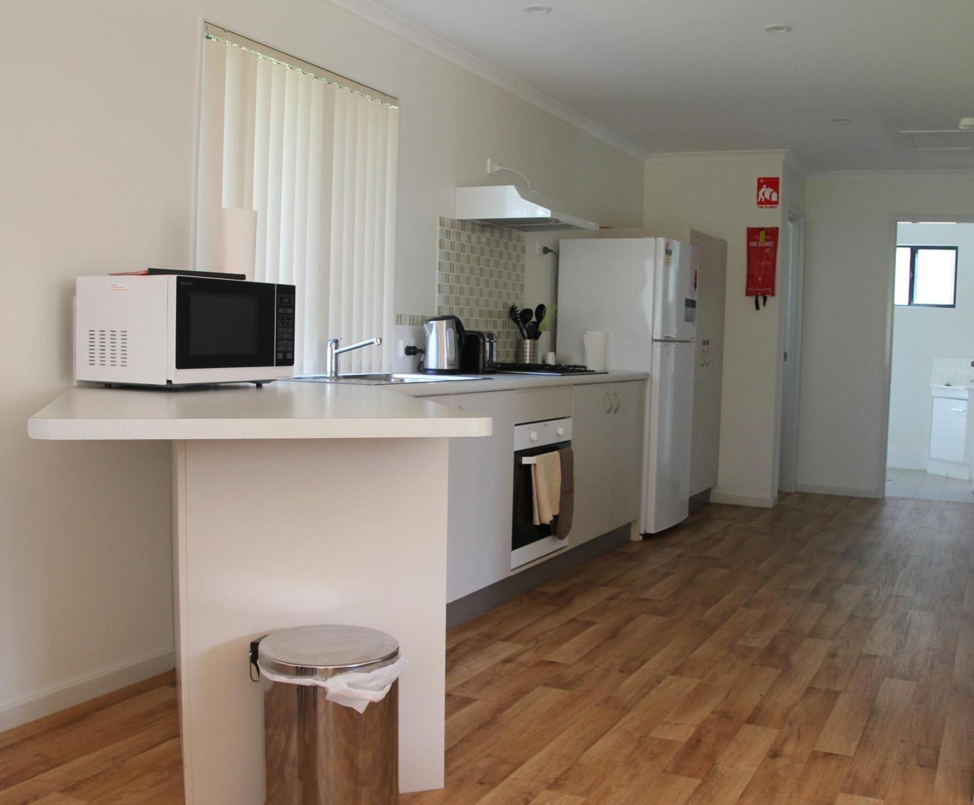 Darkan Caravan Park - 3