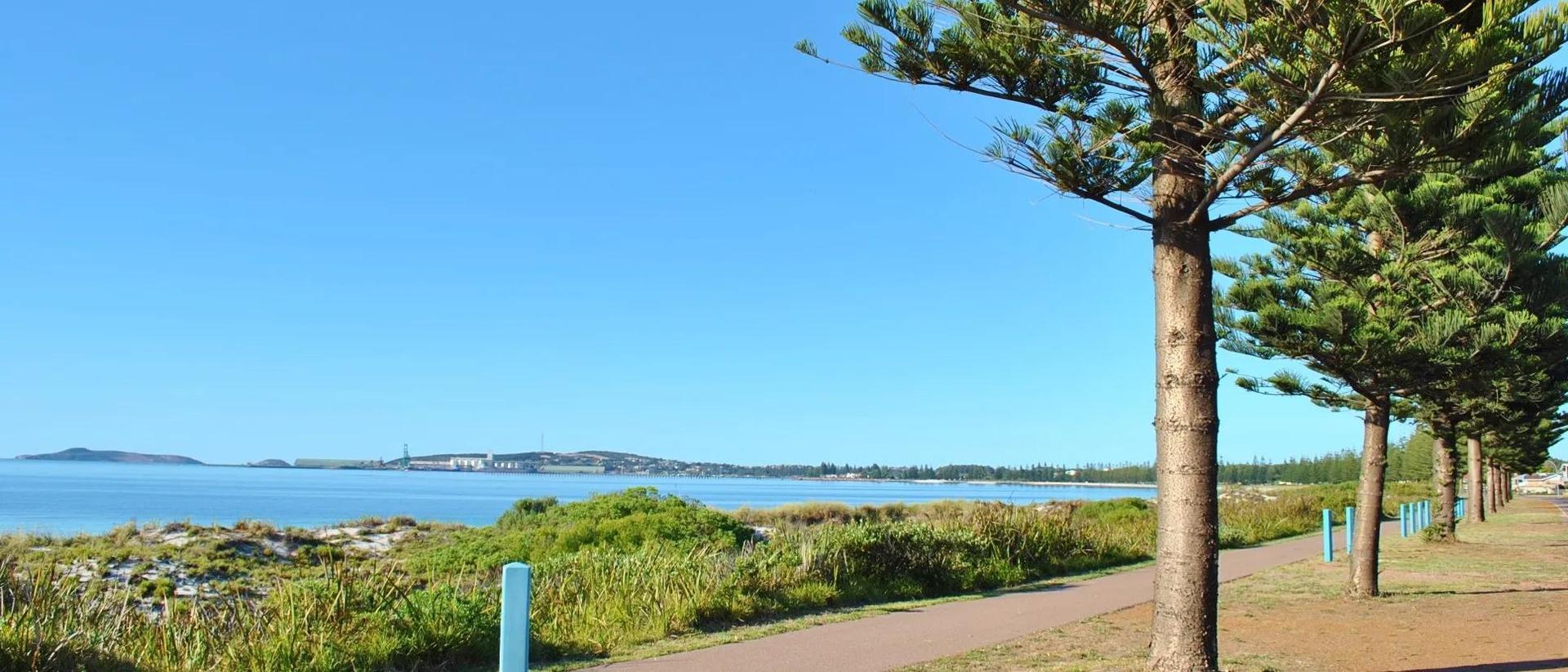 Bathers Paradise Caravan Park - 2