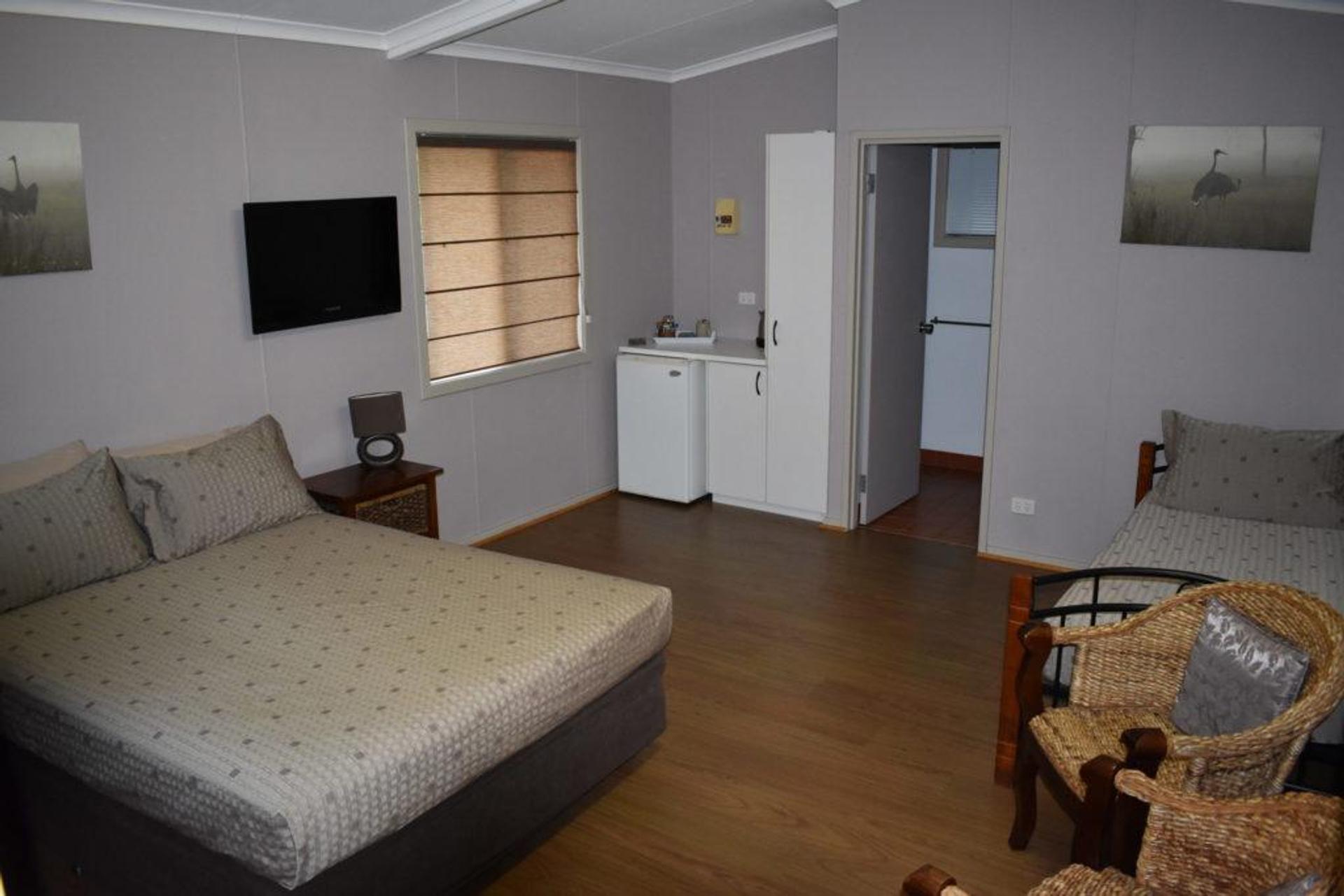 Parry Creek Farm Tourist Resort and Caravan Park - 3