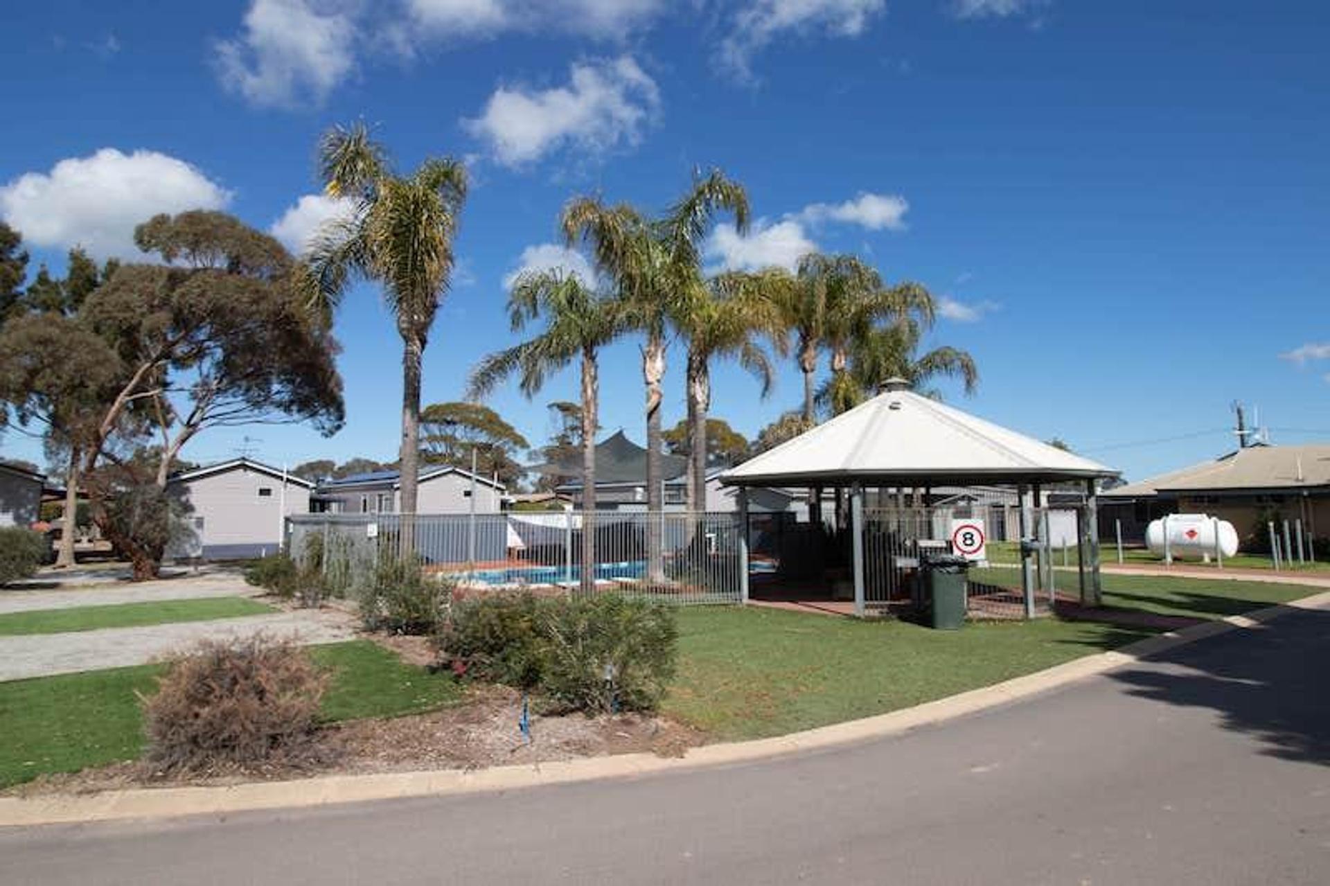 Merredin Tourist Park - 1