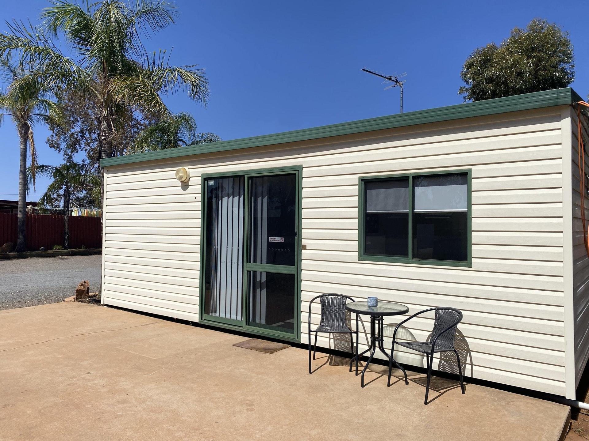 Coolgardie Tourist Village - 5