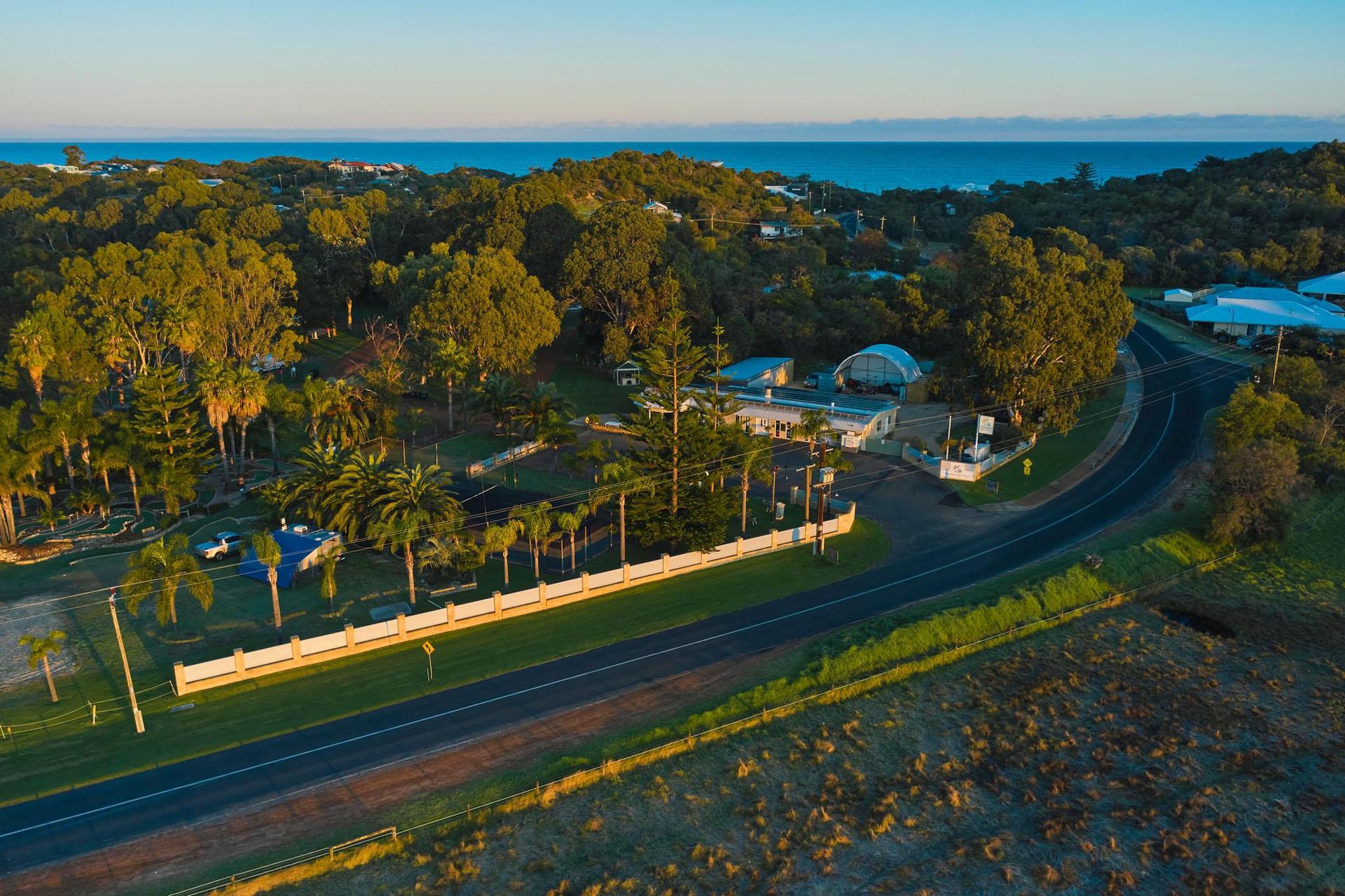 Peppermint Grove Beach Holiday Park - 2