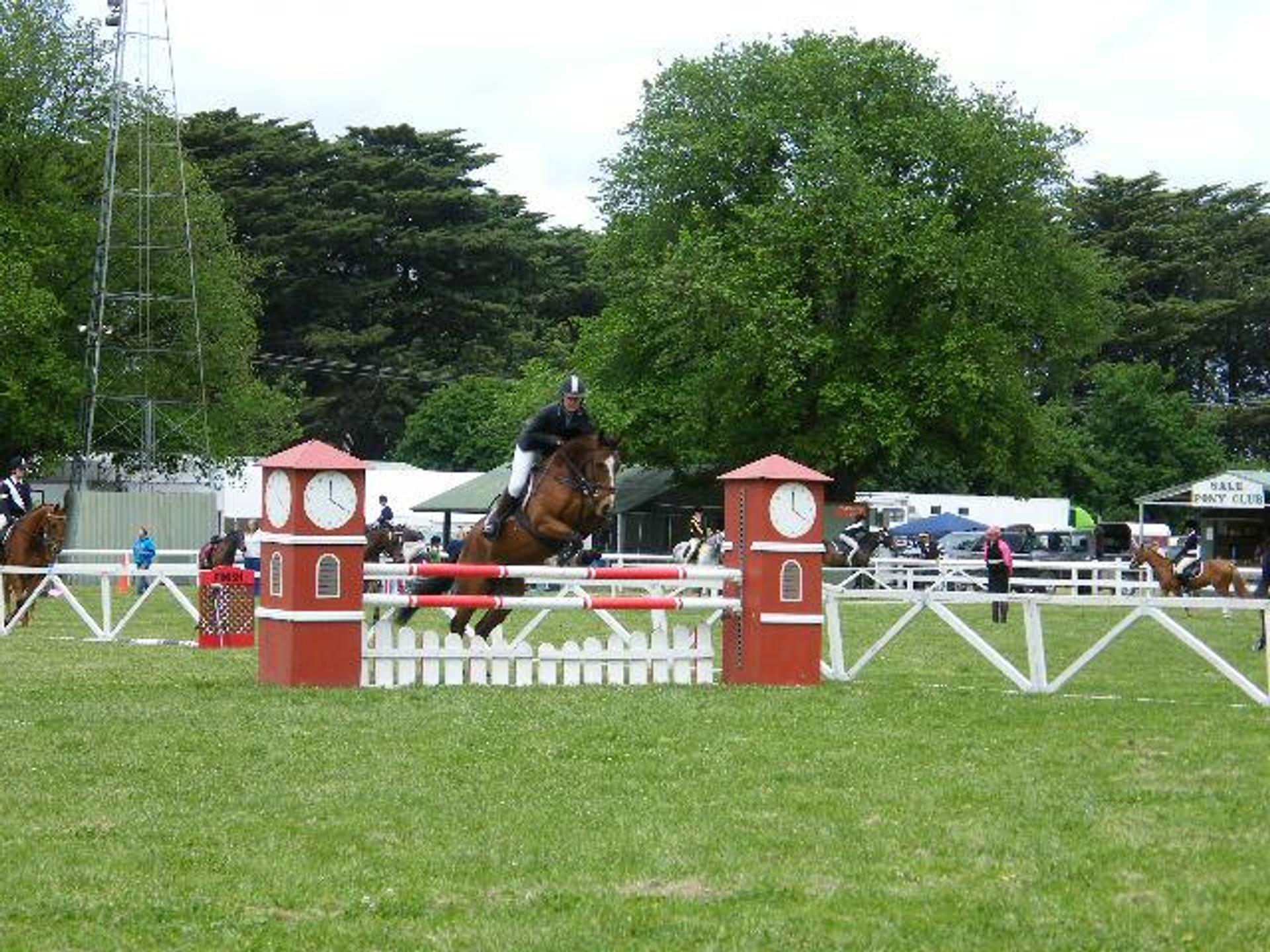 Sale Showgrounds Caravan and Motorhome Park - 5