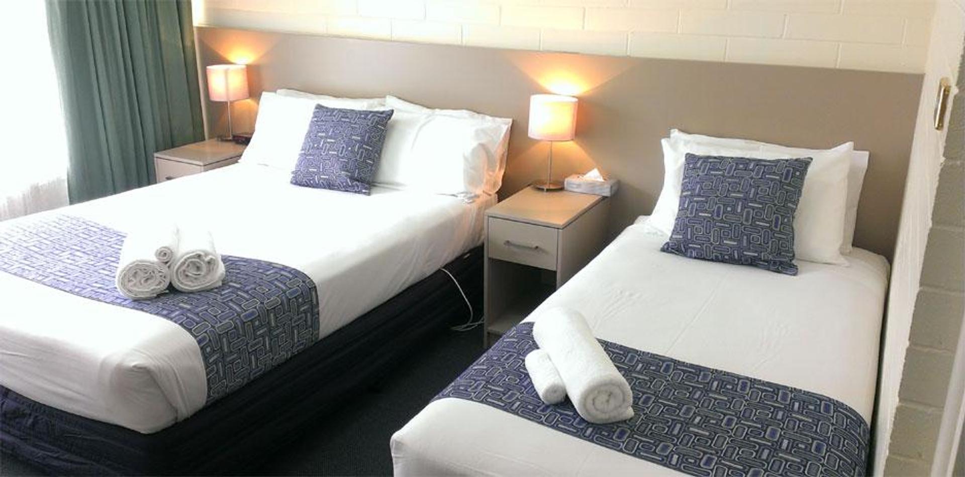 Golden Chain Murray Bridge Oval Motel - 1