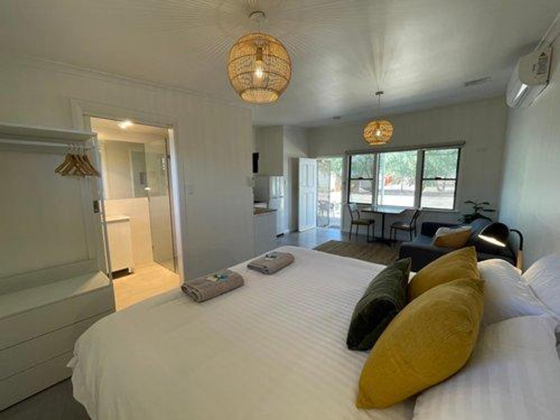 Rangeview Caravan & Cabin Park - 2