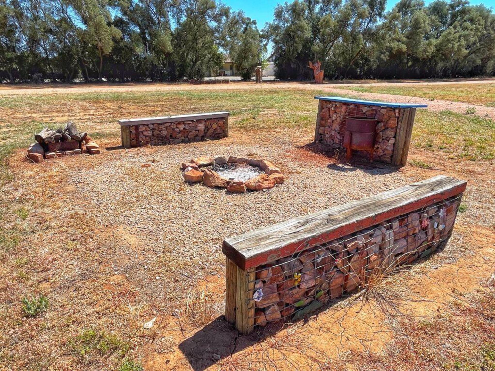 Laura (SA) Community Caravan Park - 3