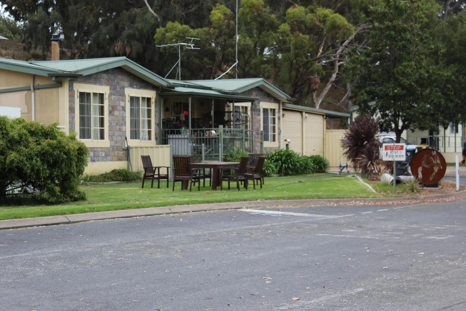 Milang Lakeside Caravan Park - 2