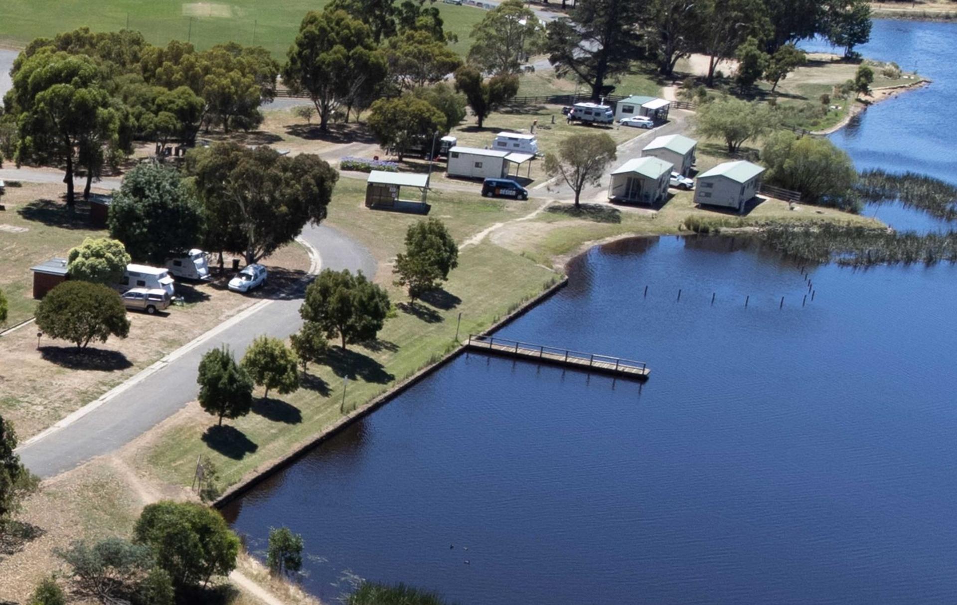 Beaufort Lake Caravan Park - Image 6