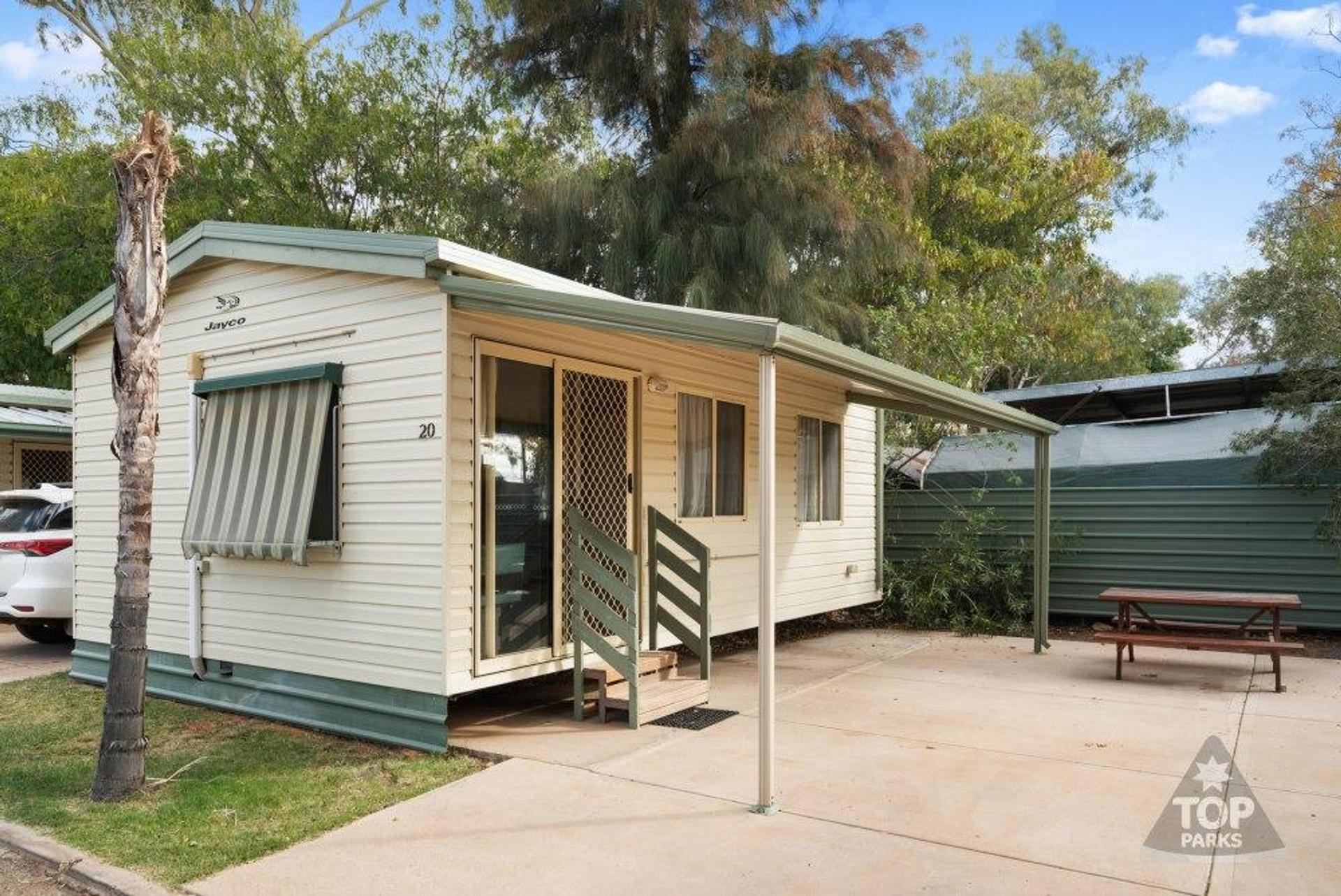 Wintersun Cabin & Caravan Park - 2