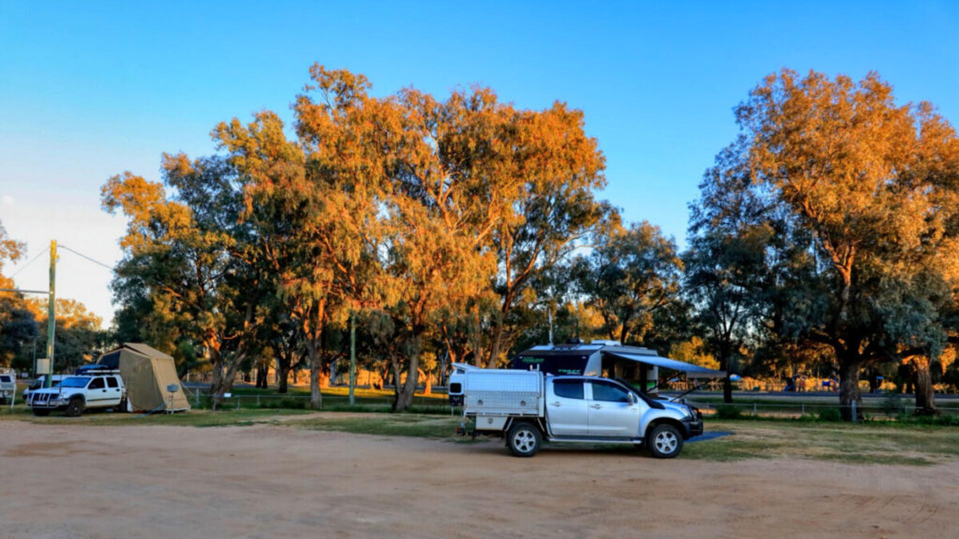 St George Caravan Park - 3