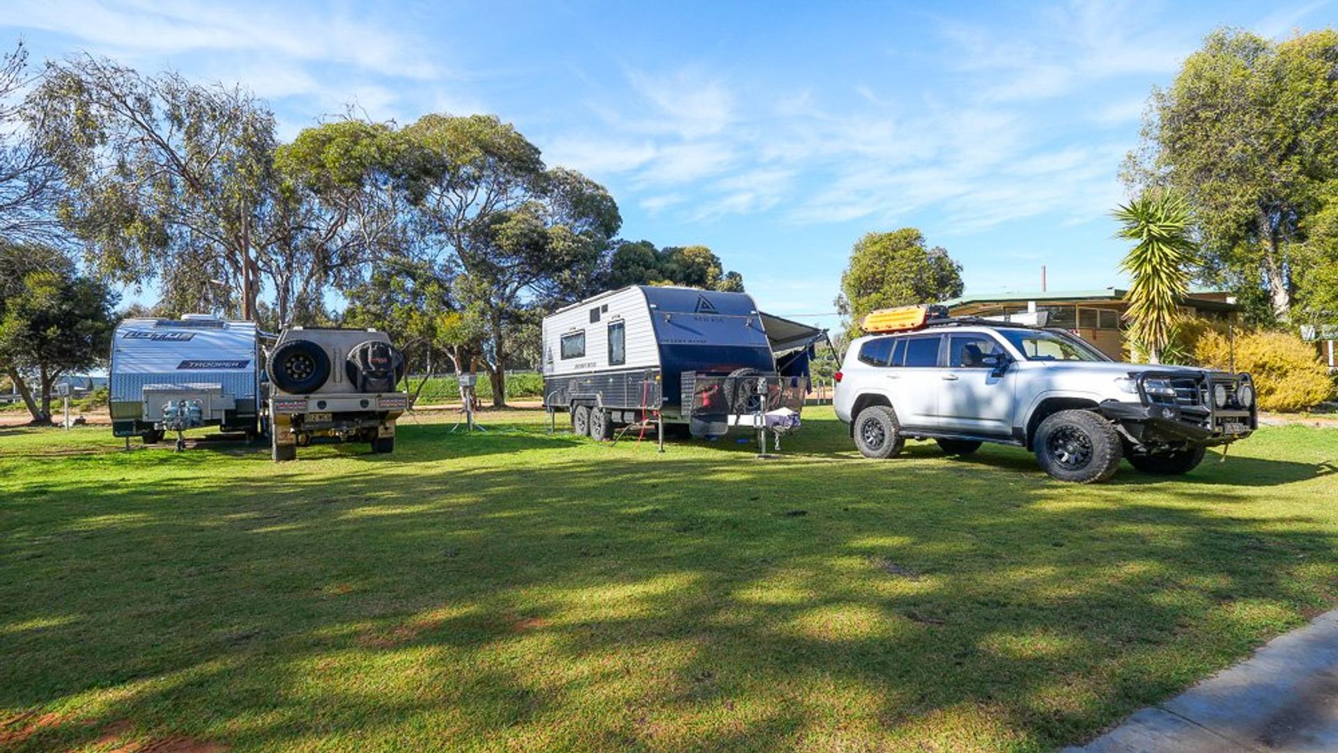 Balranald Caravan Park - 5