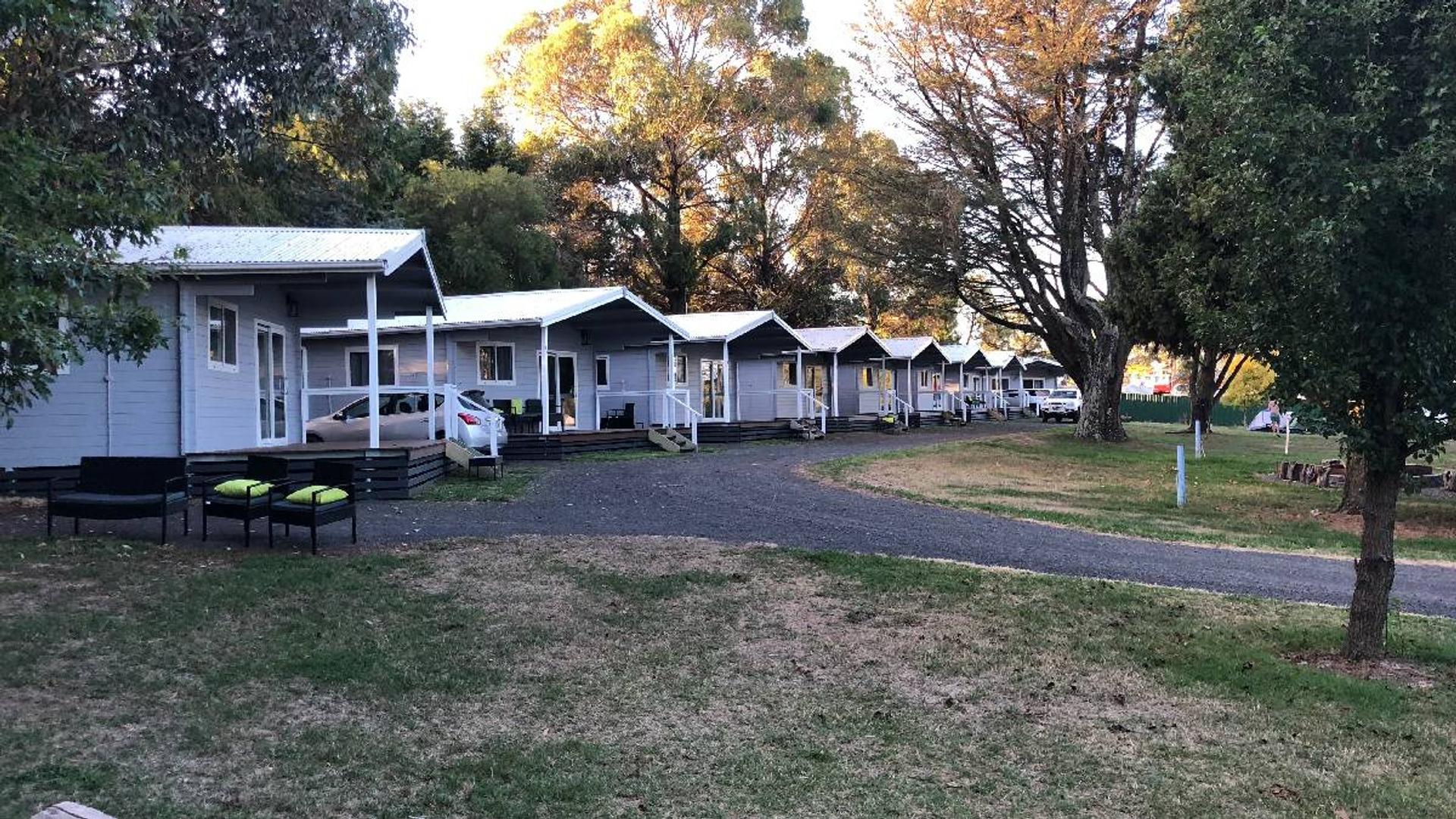 West Wyalong Caravan Park - 3