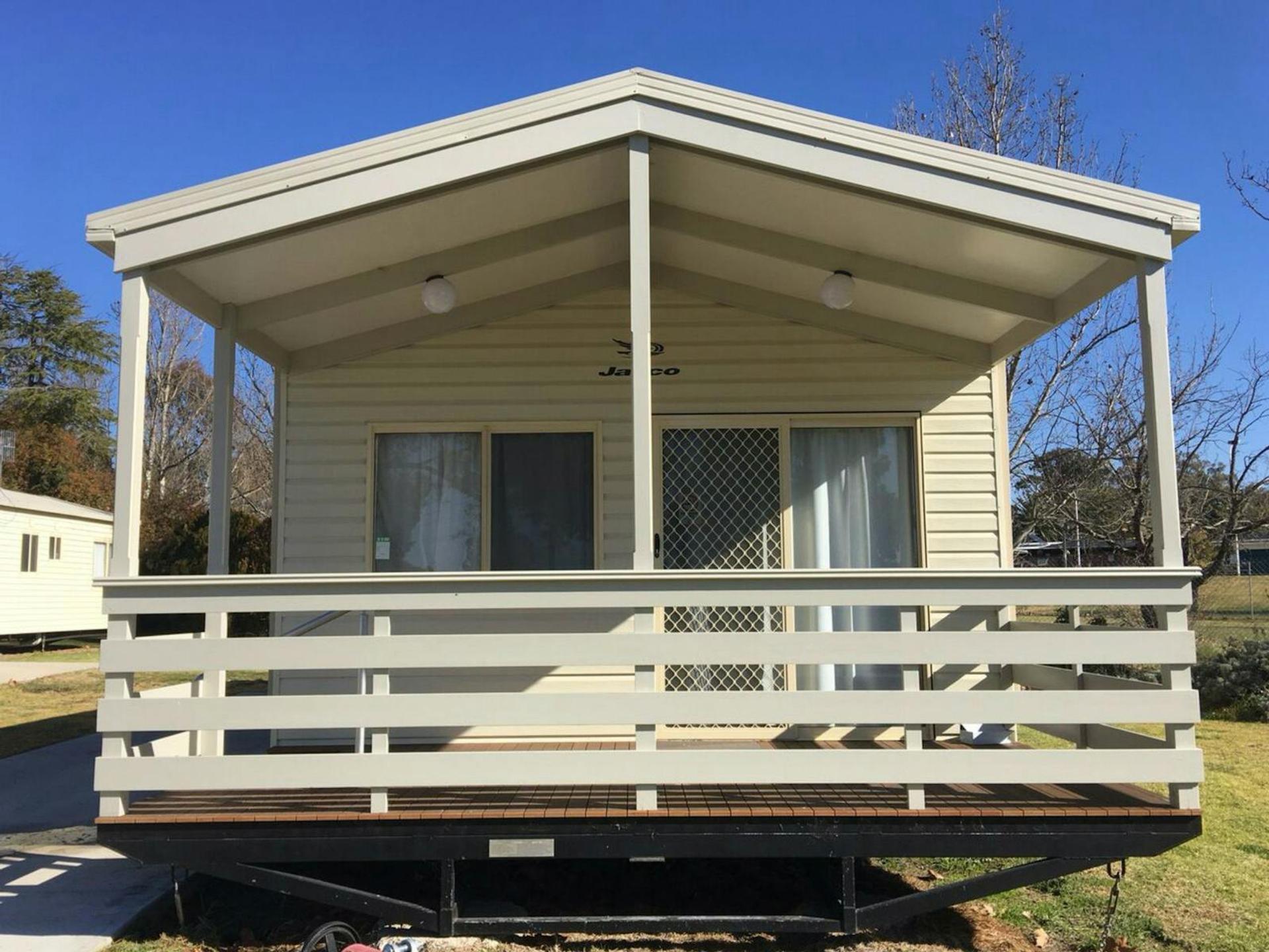 Harden Caravan Park - 2