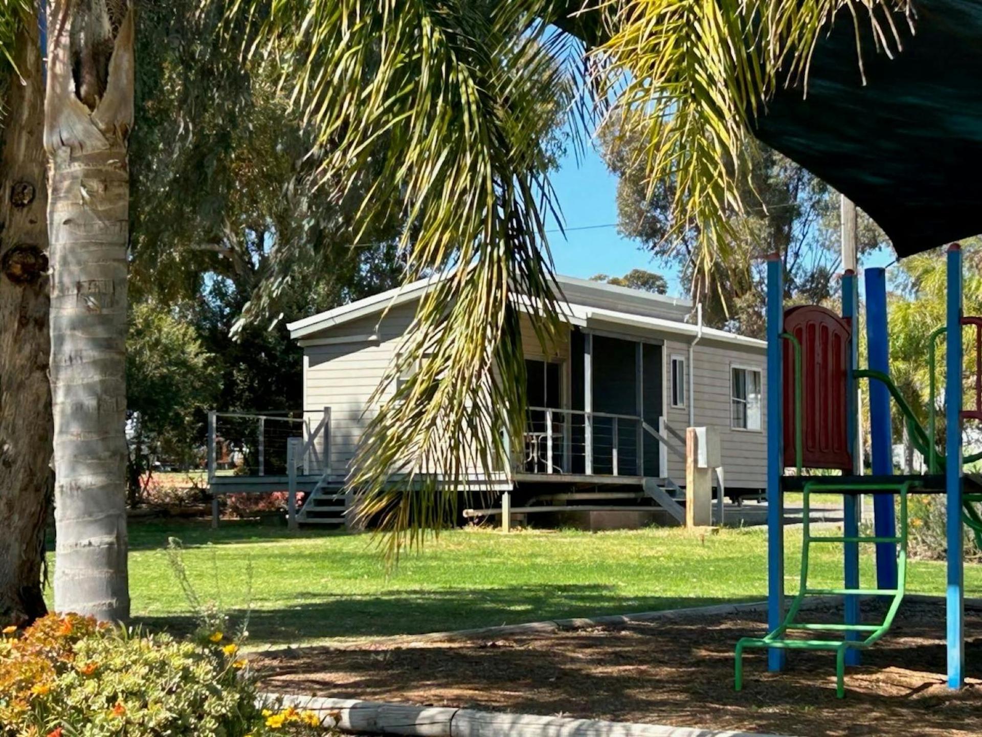Lake View Caravan Park - 3