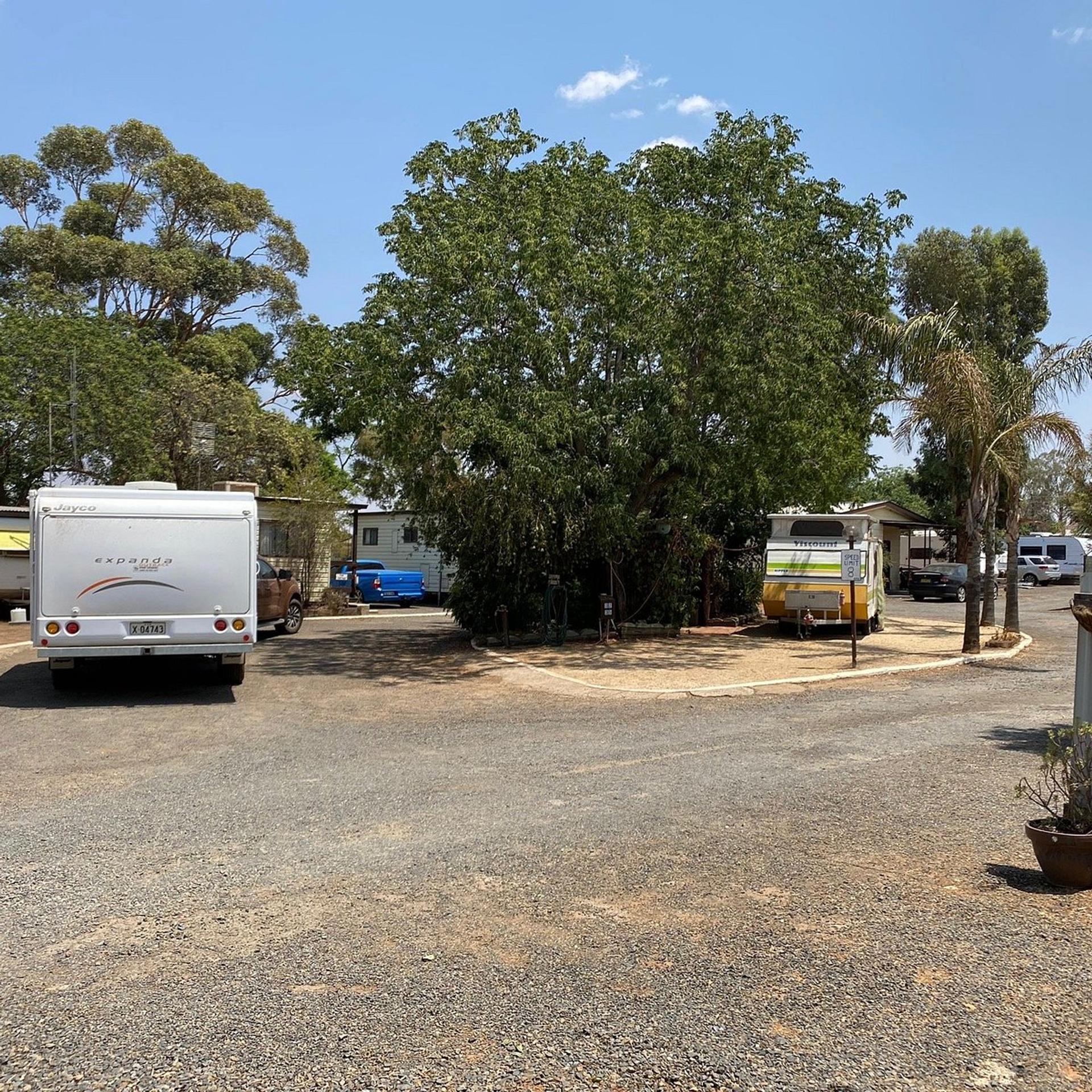 Parkes Overnighter Van Park - 2