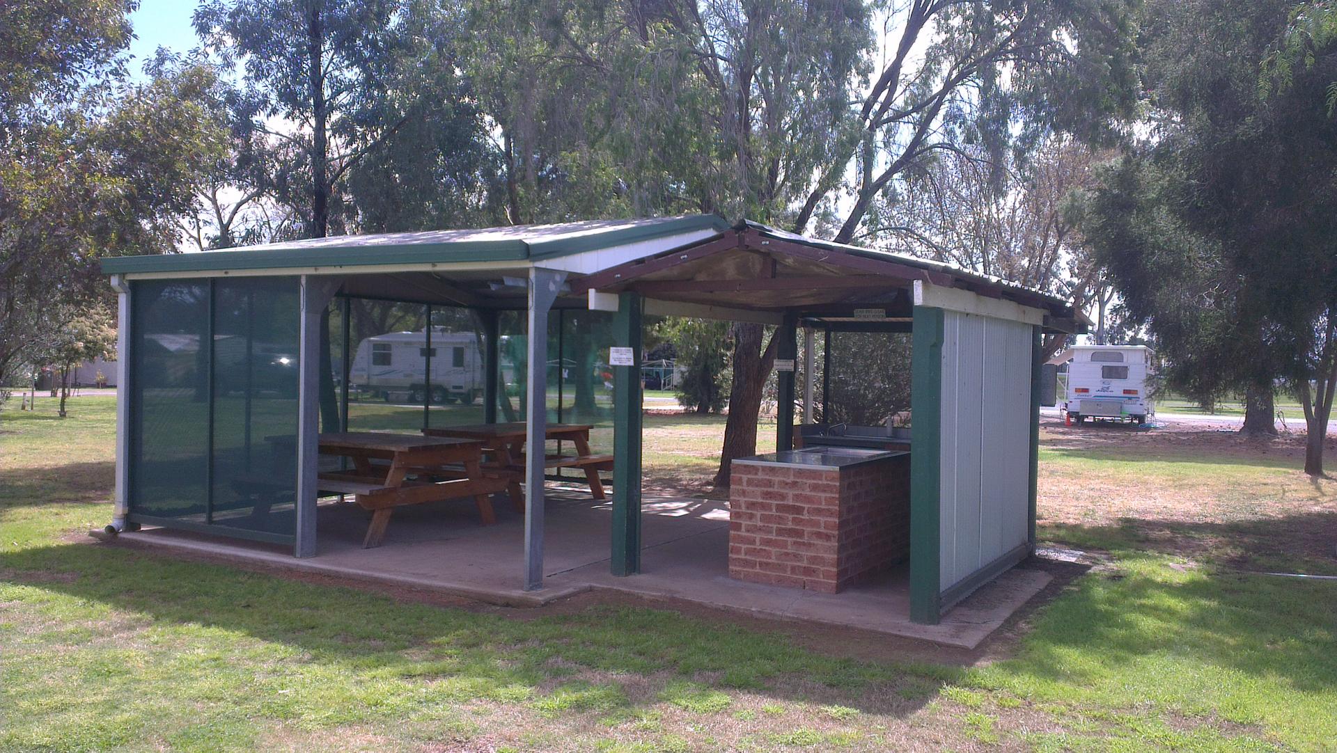 Forbes River Meadow Caravan Park - 5