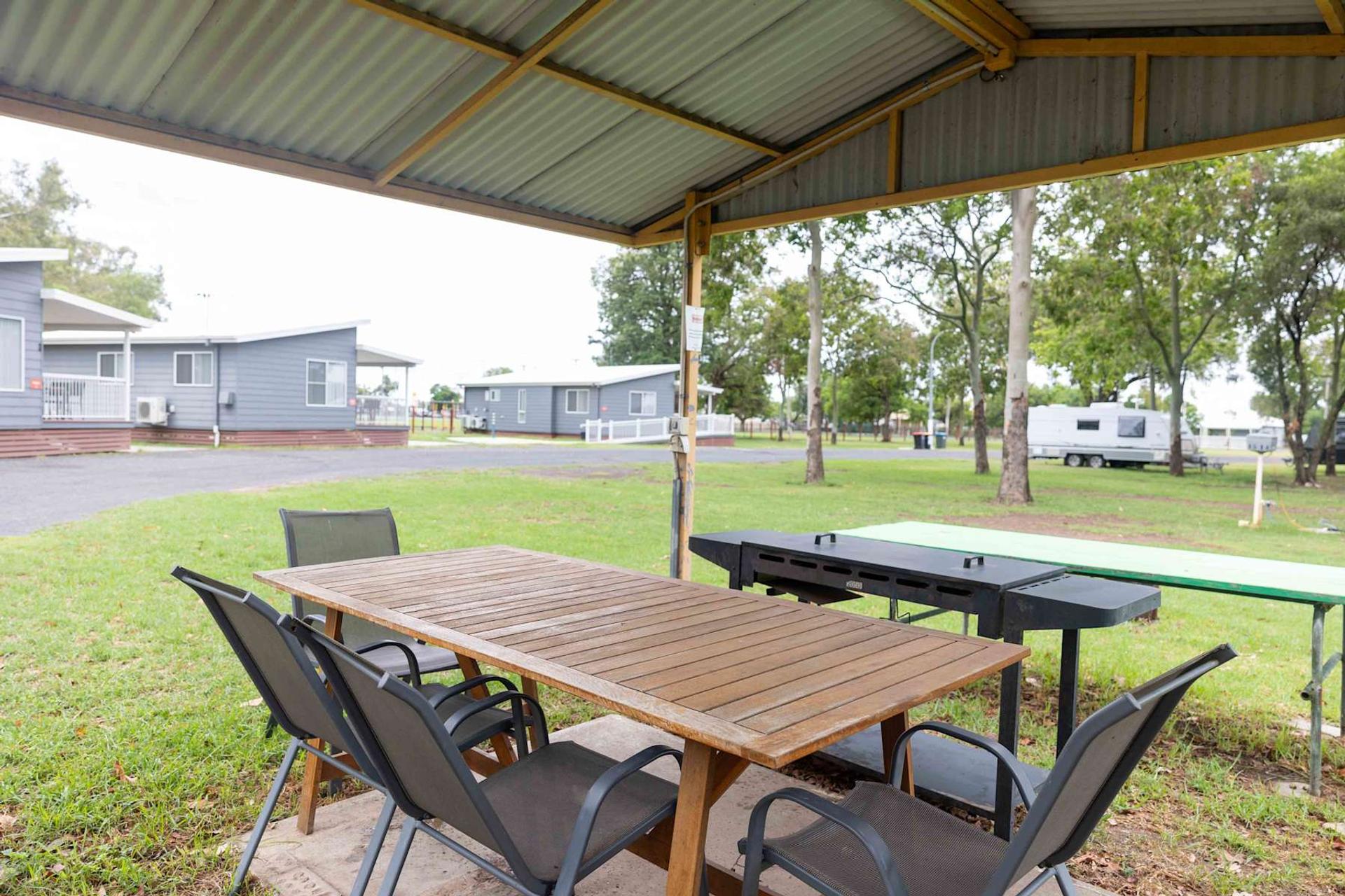 Coonamble Riverside Holiday Park - 2
