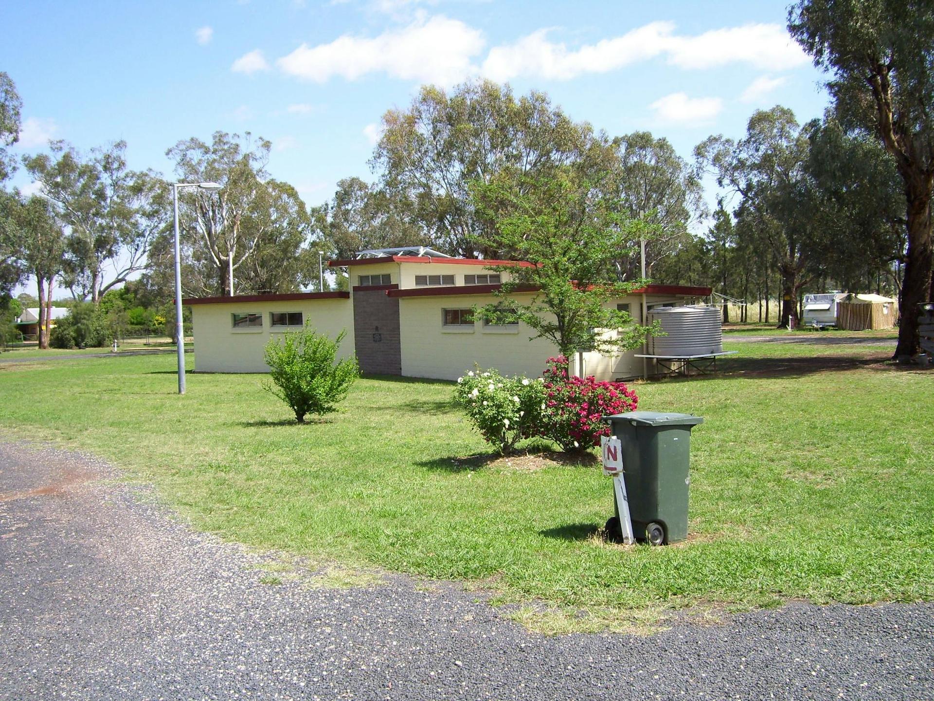Dunedoo Caravan Park - 1