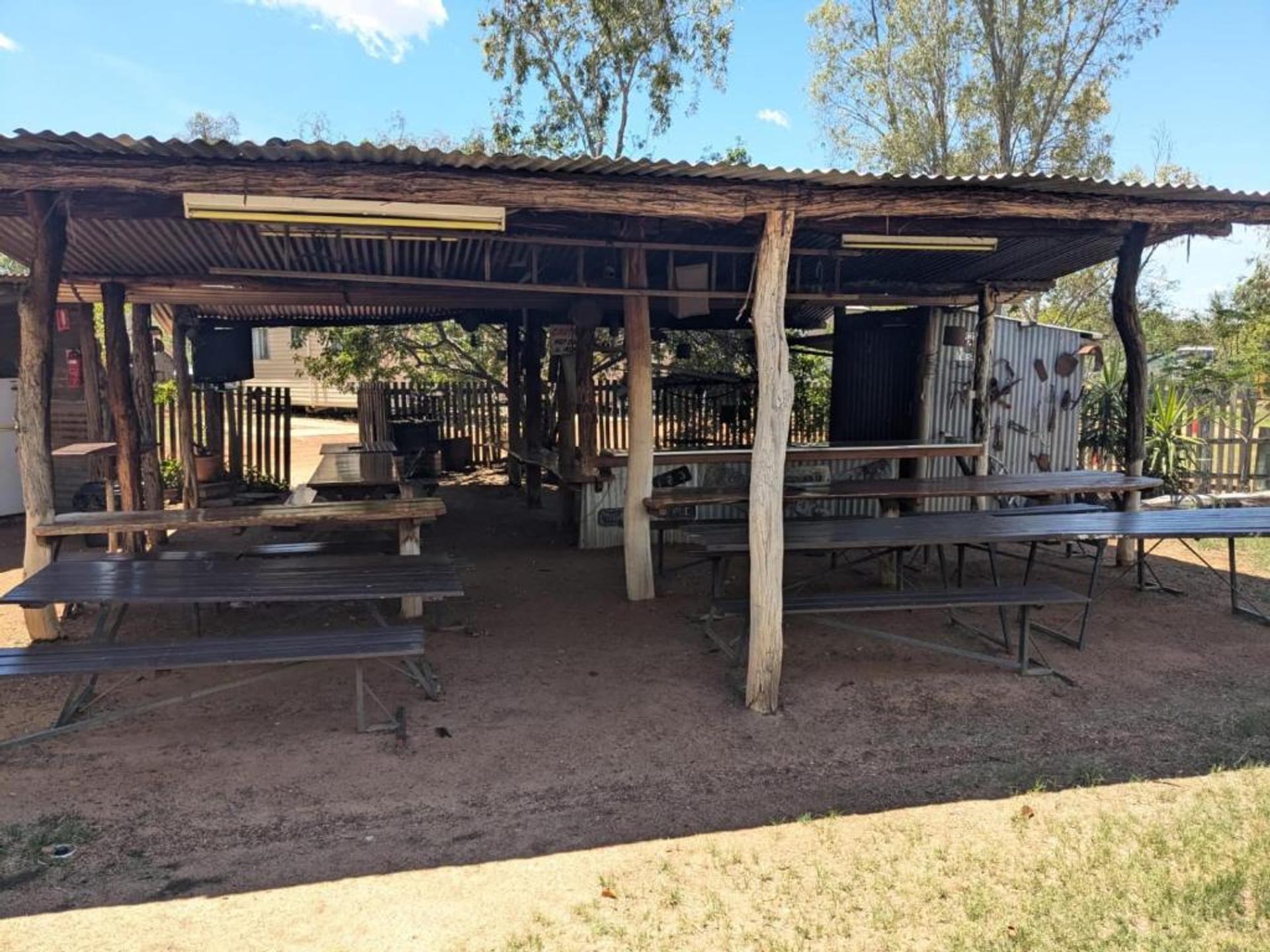 Blackall Caravan Park - 1